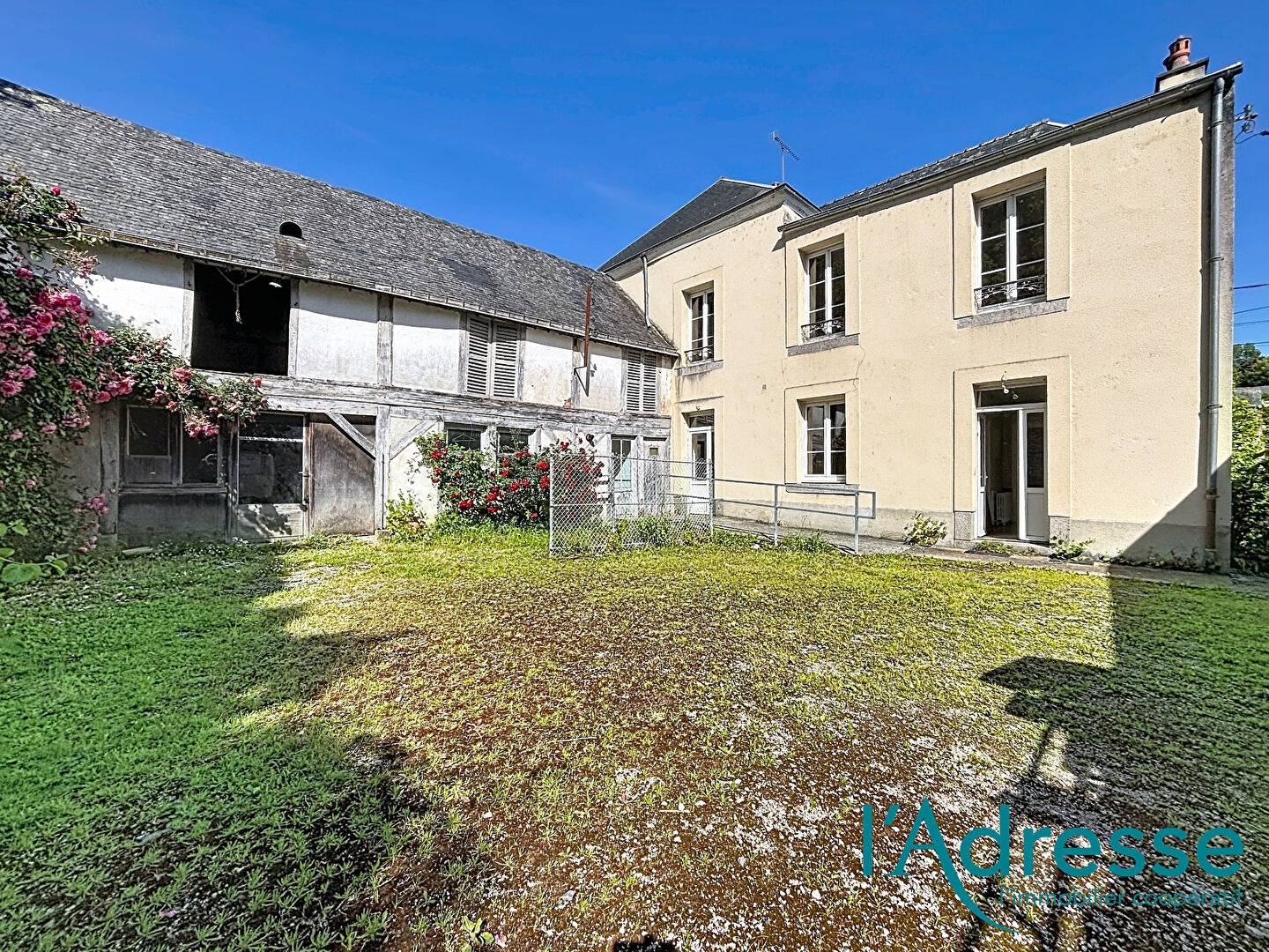 Maison MAYENNE (53100) 10 pi&egrave;ces 200.00 m&sup2;
