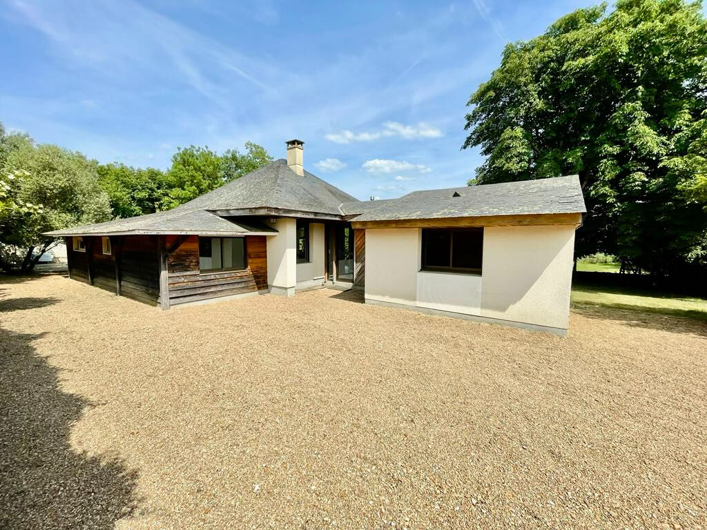 Maison BRIOLLAY (49125) 7 pièces 156.00 m²