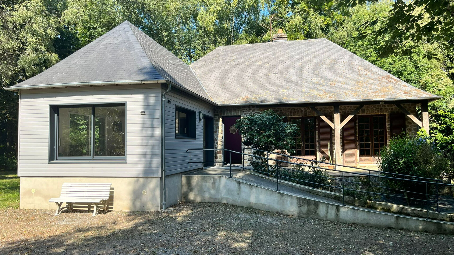 Maison SAINT GEORGES BUTTAVENT (53100) 5 pièces 145.00 m²
