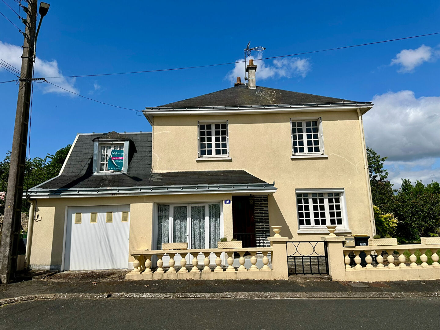 Maison DOUE EN ANJOU (49700) 7 pièces 132.00 m²