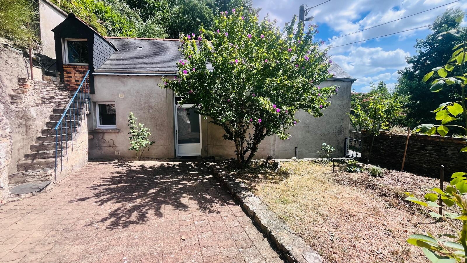 Maison SEGRE (49500) 6 pièces 99.00 m²