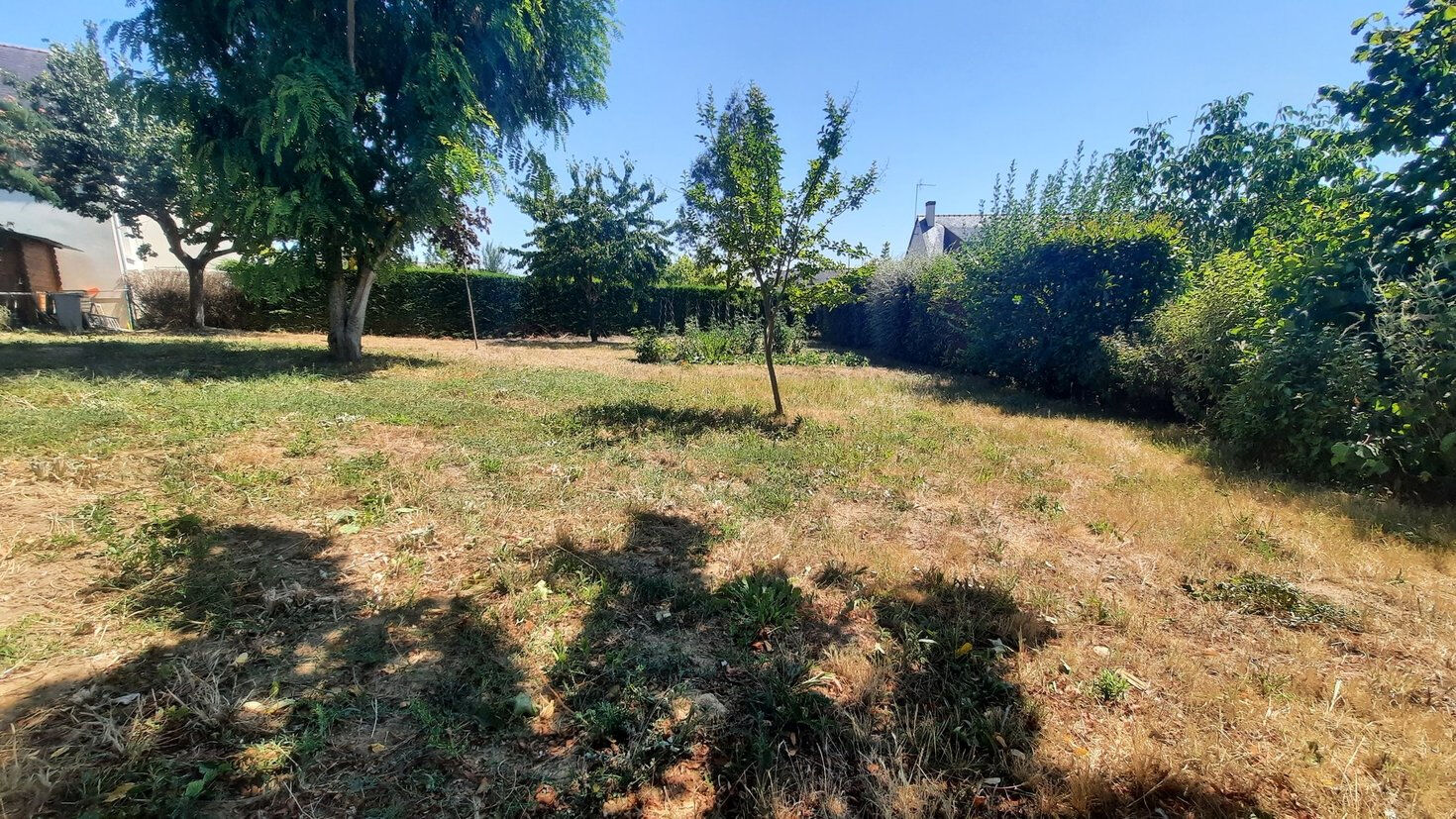 Terrain RIVES DU LOIR EN ANJOU (49140) 641.00 m²