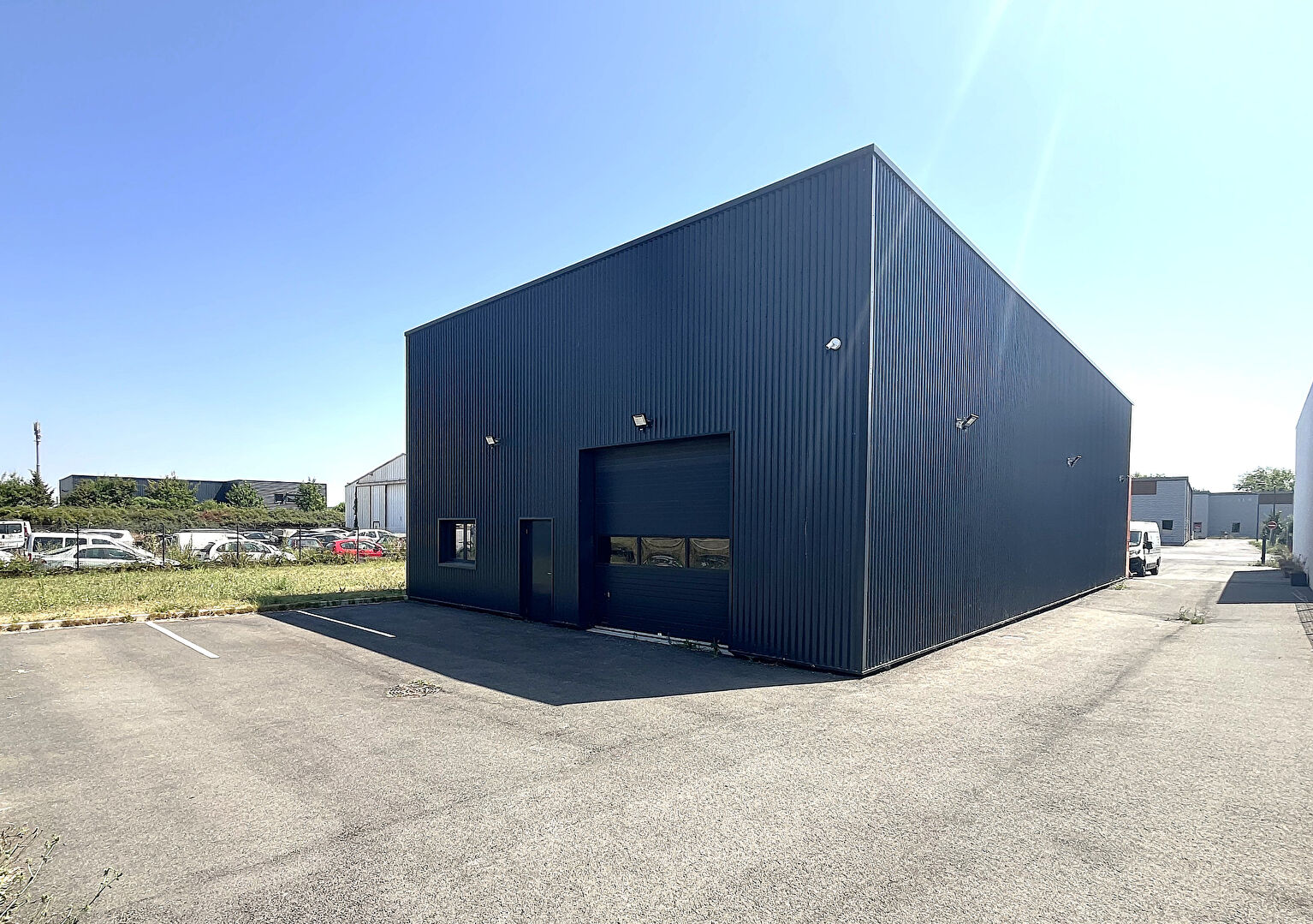 Local d'activité SALLES SUR MER (17220) 104.00 m²