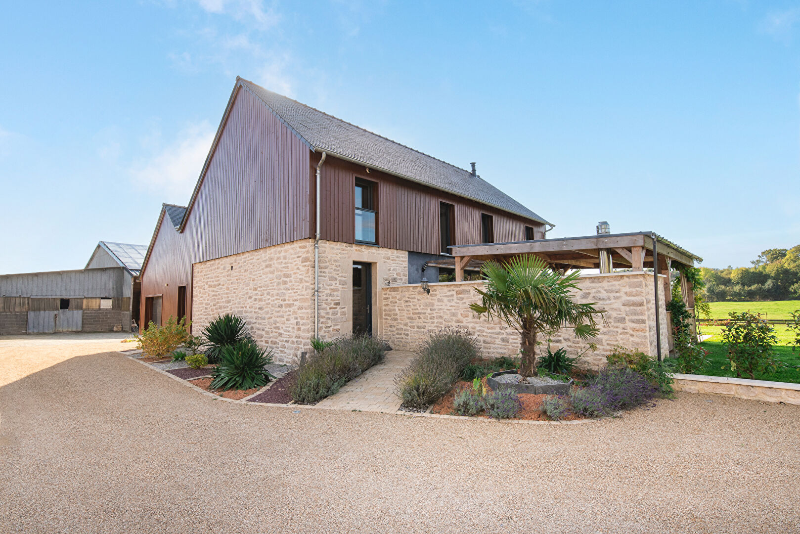 Maison SAINT OUEN DES TOITS (53410) 19 pi&egrave;ces 335.00 m&sup2;