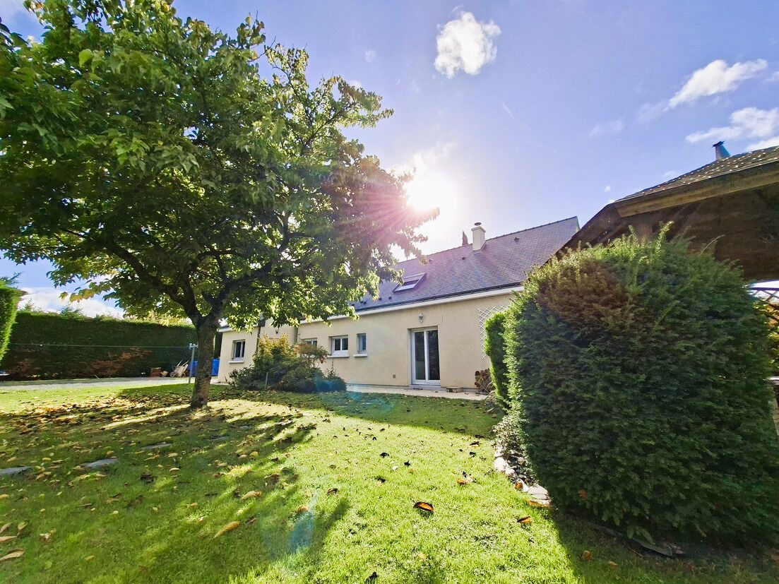 Maison TRELAZE (49800) 7 pièces 167.00 m²