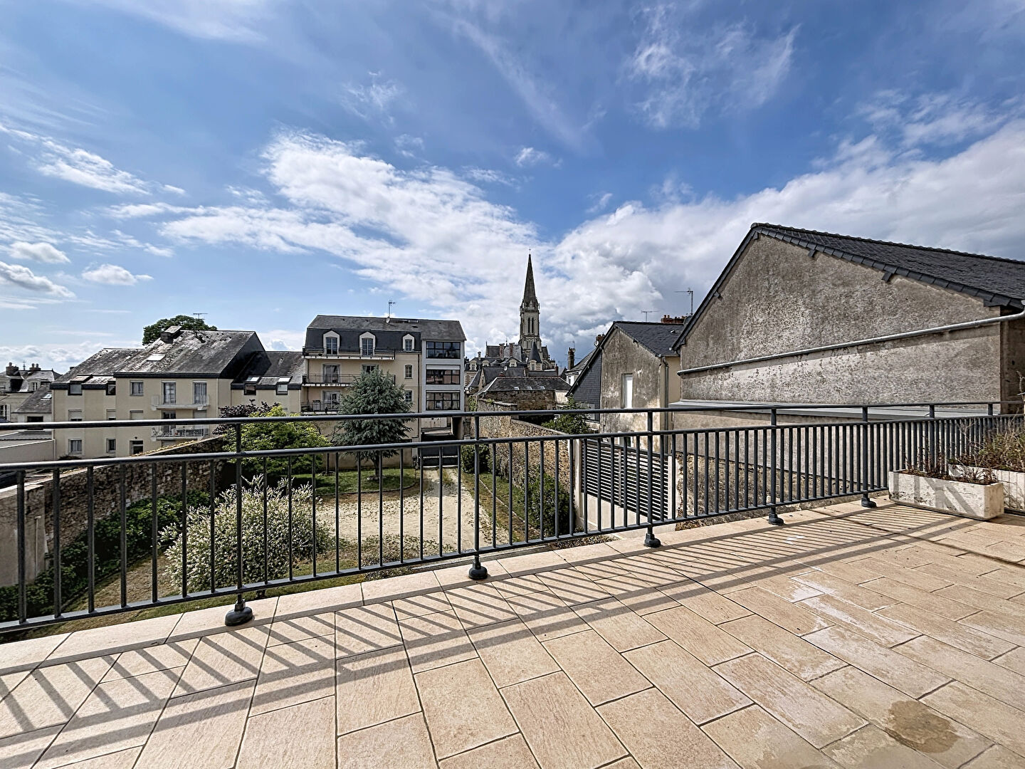Maison CHATEAU GONTIER SUR MAYENNE (53200) 5 pi&egrave;ces 180.00 m&sup2;