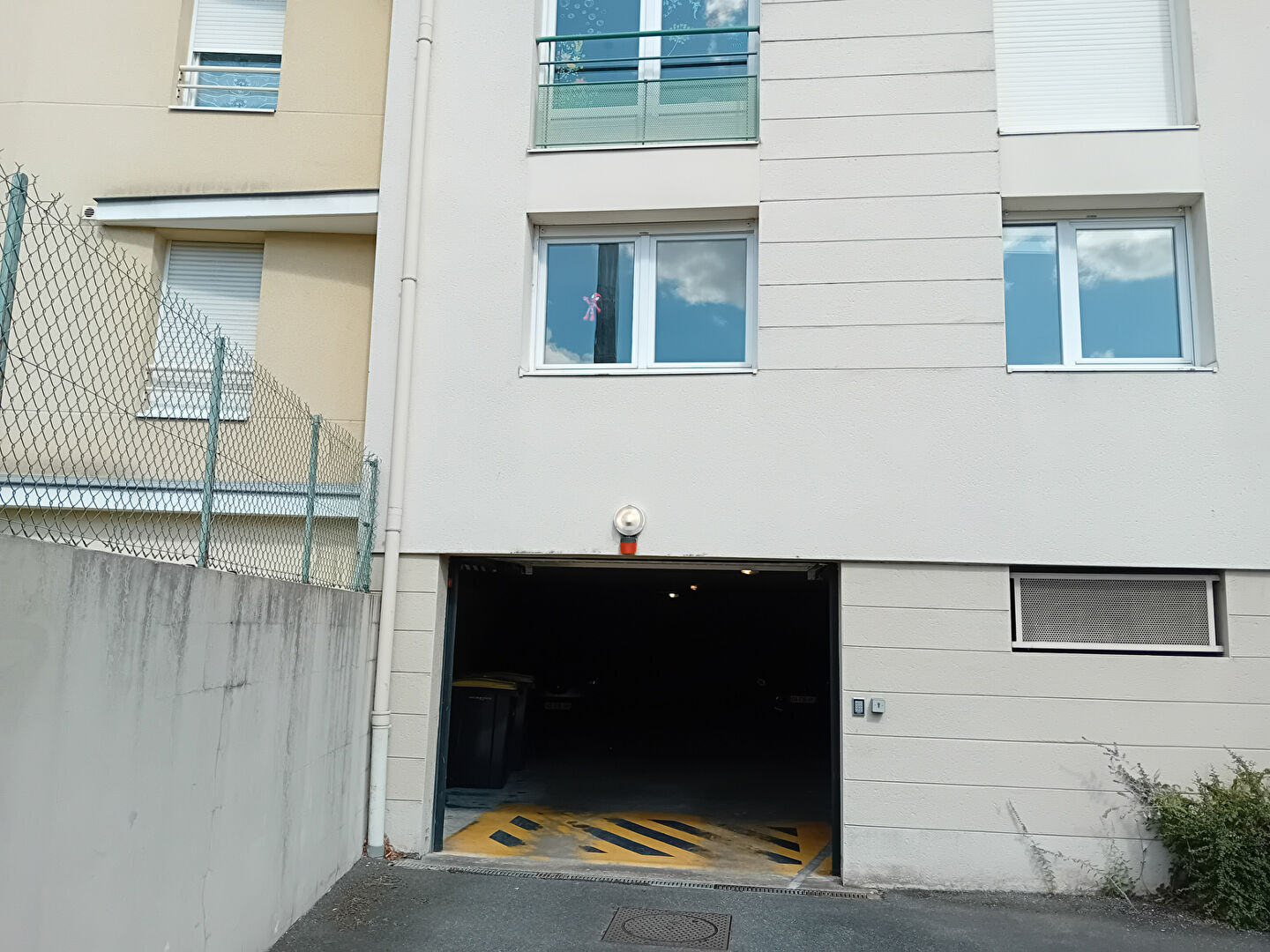 Parking / box ANGERS (49100)