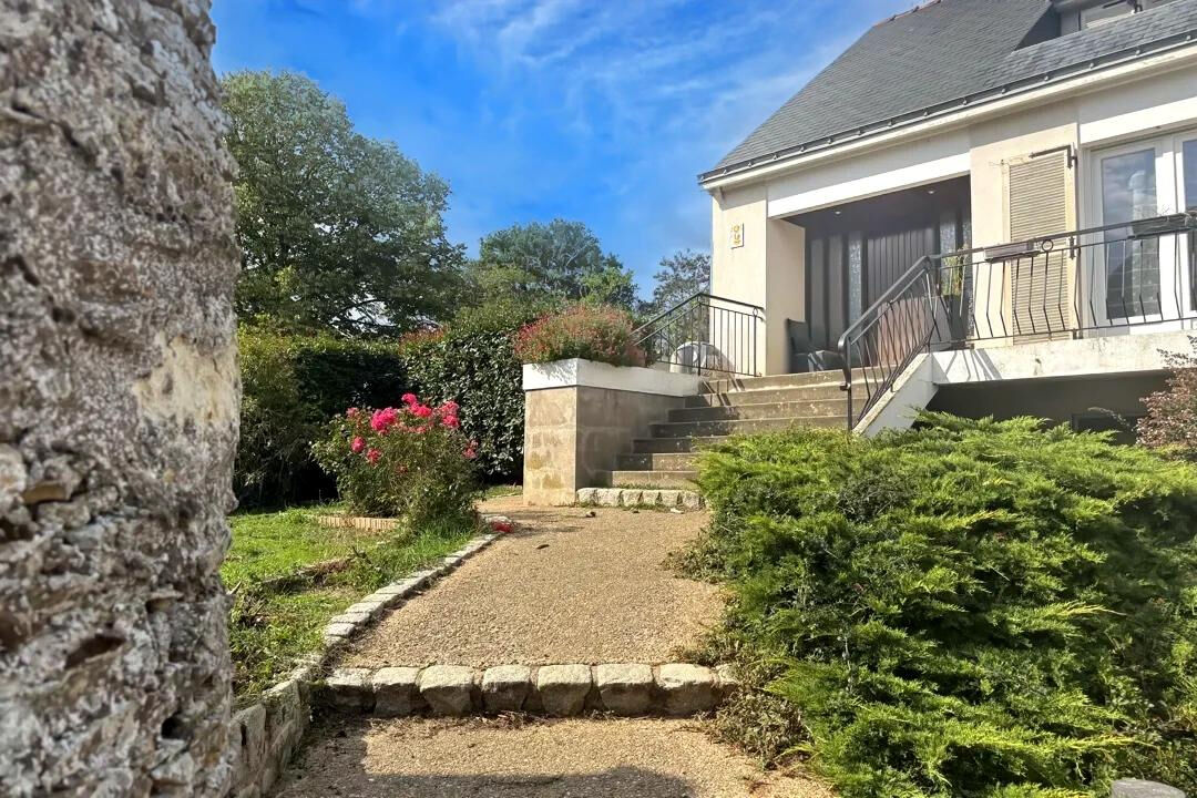 Maison LA POSSONNIERE (49170) 7 pièces 127.00 m²
