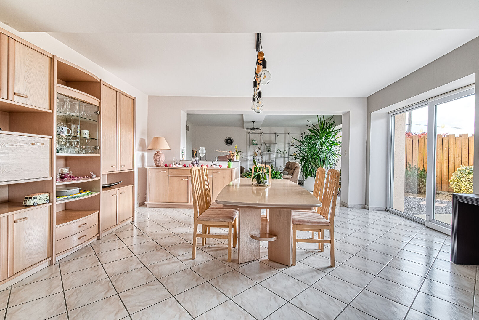 Maison SAINT GEORGES SUR LOIRE (49170) 6 pièces 210.00 m²