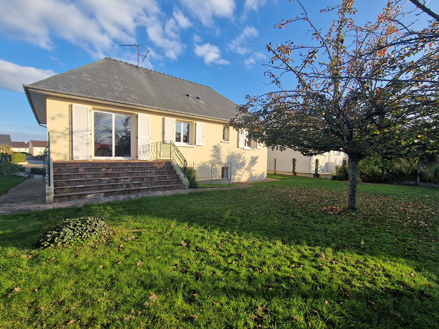 Maison BONCHAMP LES LAVAL (53960) 6 pièces 141.47 m²