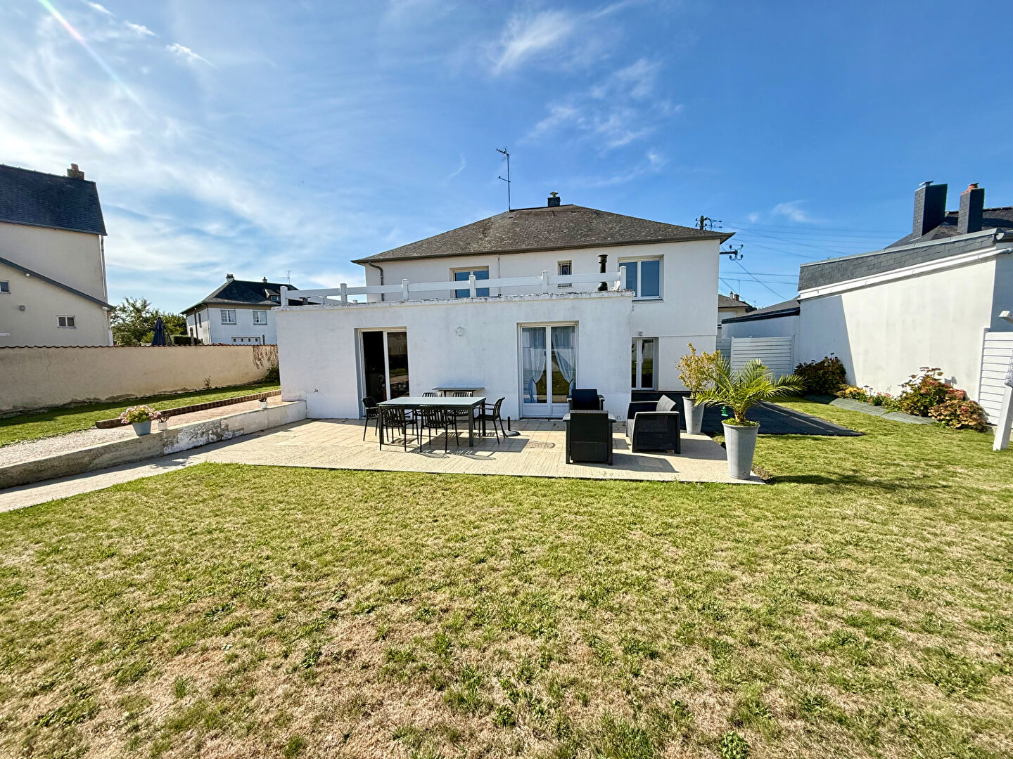 Maison L HUISSERIE (53970) 8 pièces 193.00 m²