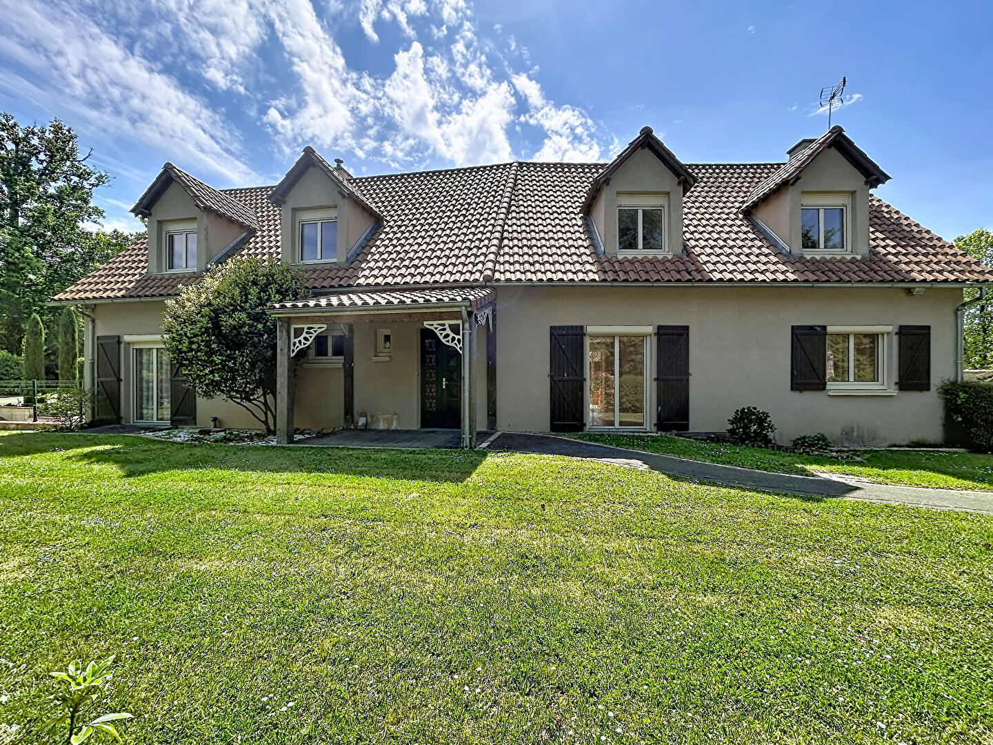 Maison LYS HAUT LAYON (49310) 12 pi&egrave;ces 235.00 m&sup2;