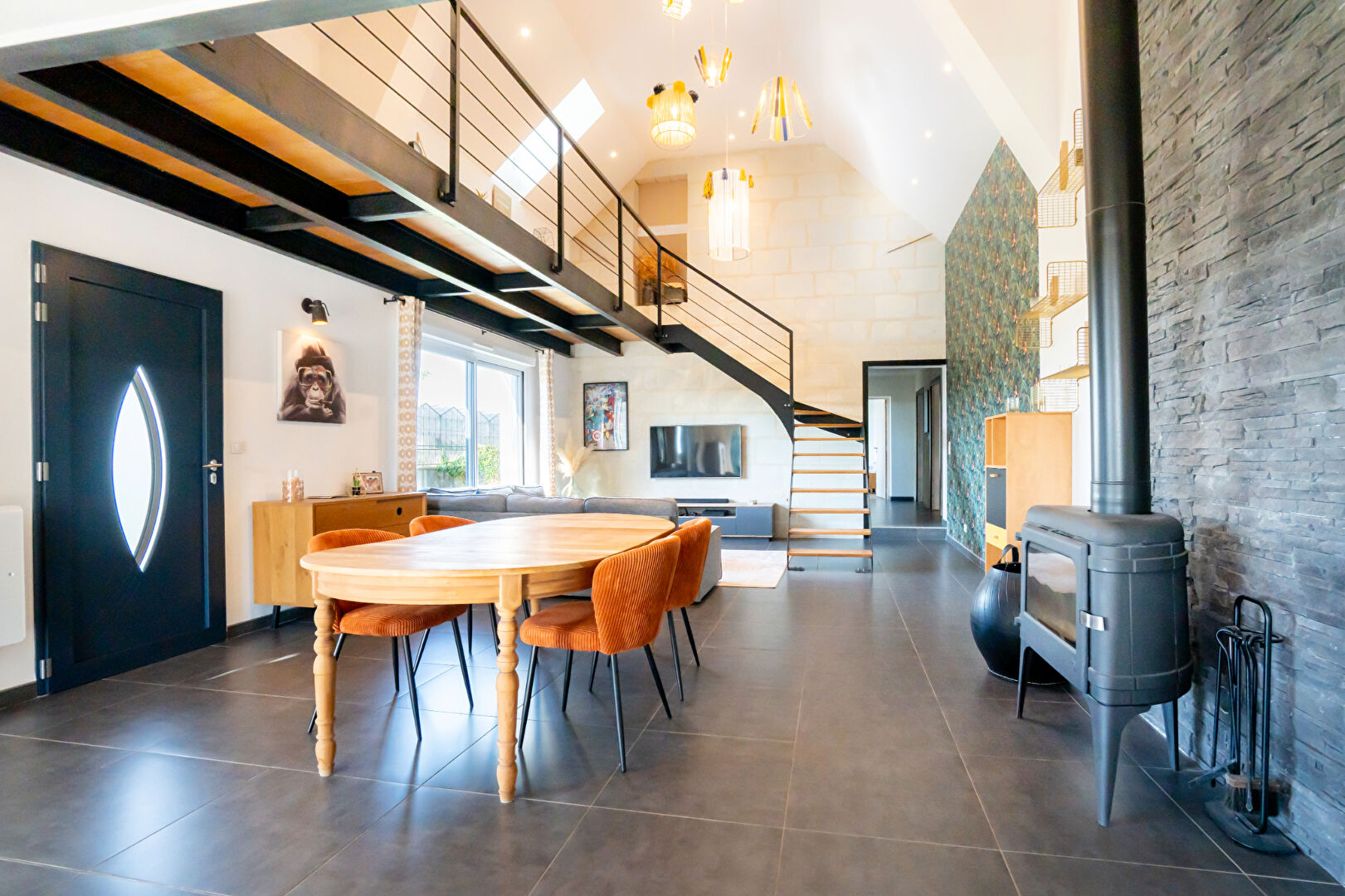 Maison SAUMUR (49400) 5 pièces 200.00 m²