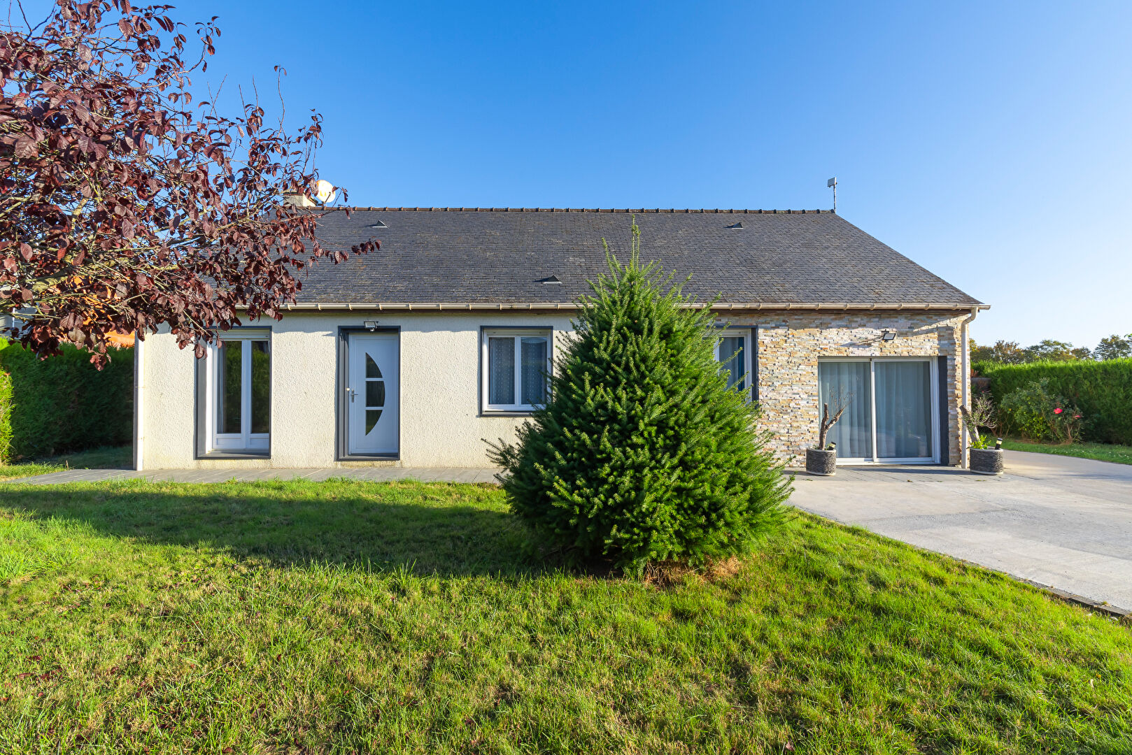 Maison OMBREE D ANJOU (49520) 7 pièces 98.00 m²