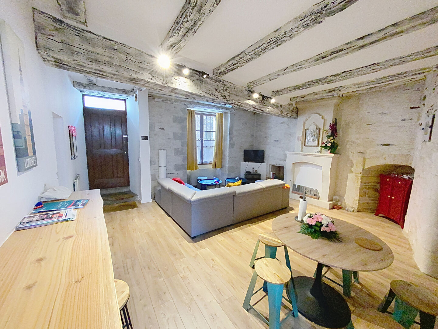 Maison ANGERS (49100) 11 pièces 207.54 m²