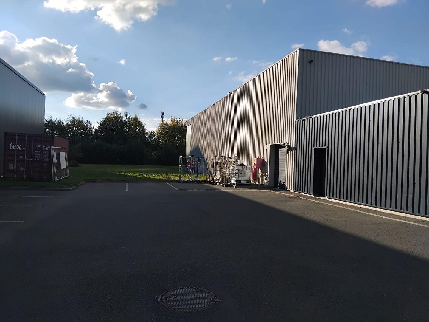 Local d'activité BRISSAC LOIRE AUBANCE (49320) 800.00 m²