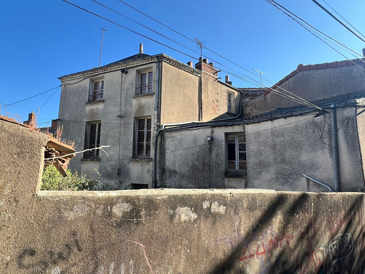 Immeuble CHOLET (49300) 8 pièces 150.00 m²