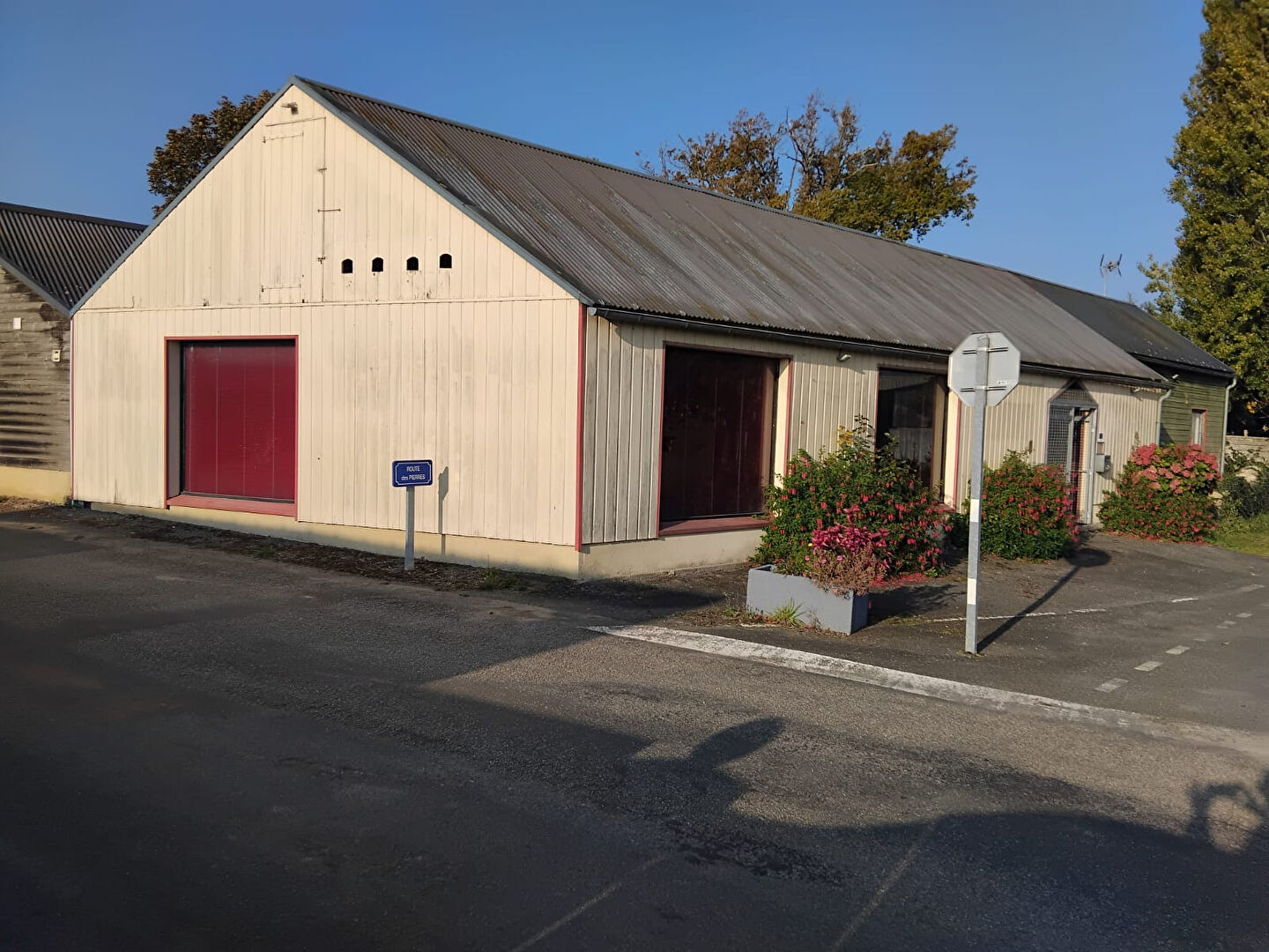 Local d'activité GREZ EN BOUERE (53290) 104.00 m²