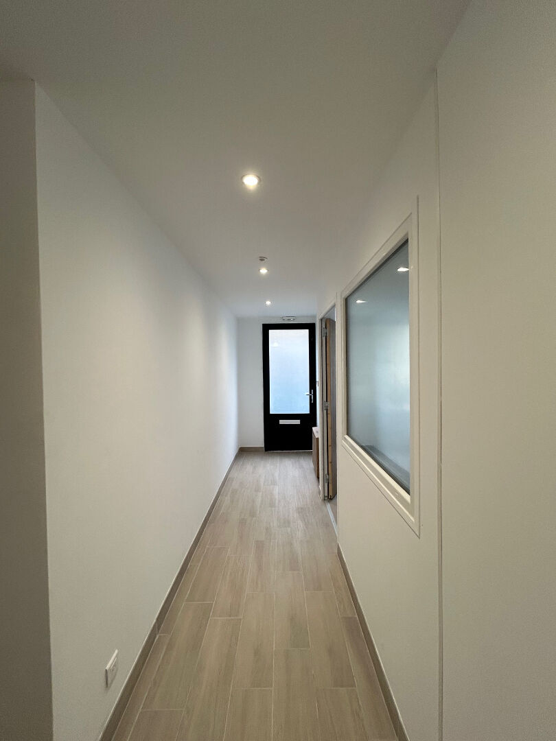 Local commercial LE MANS (72000) 3 pièces 98.68 m²