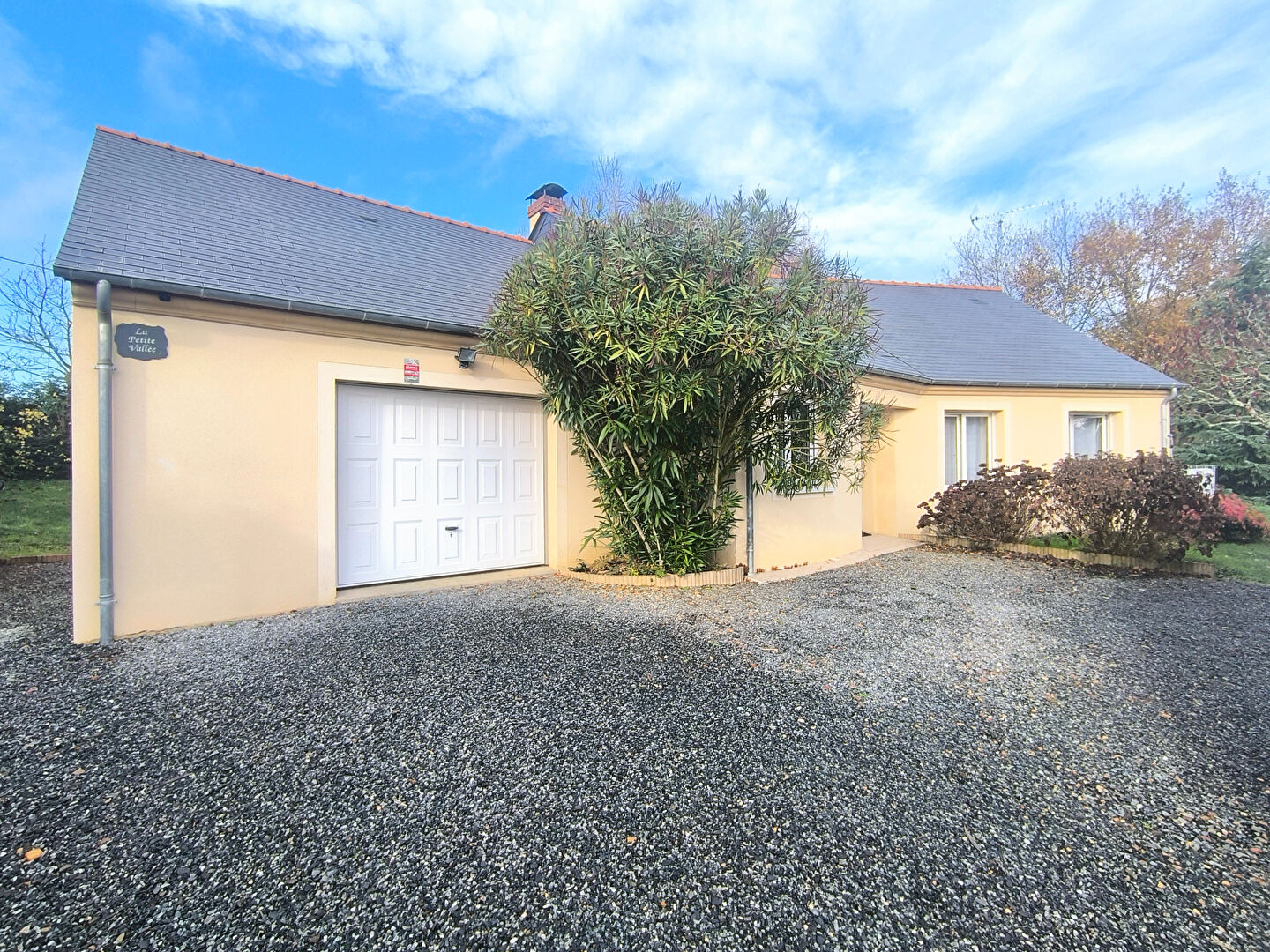 Maison CHAMBELLAY (49220) 5 pièces 93.00 m²