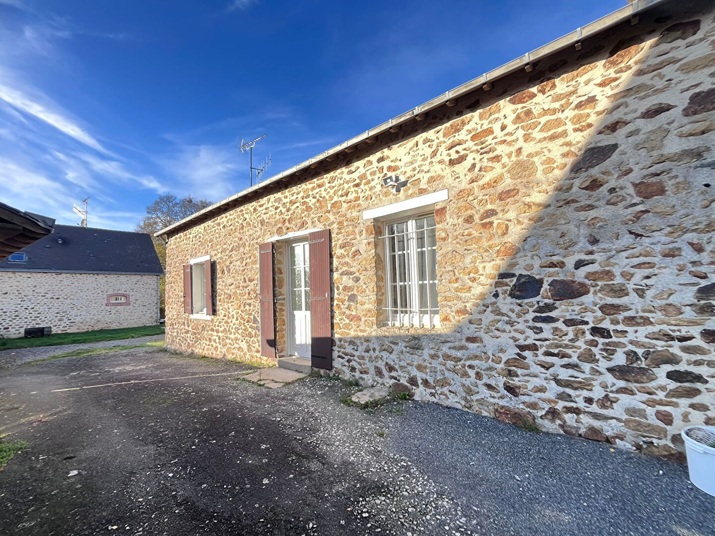 Maison ANDOUILLE (53240) 6 pièces 91.00 m²