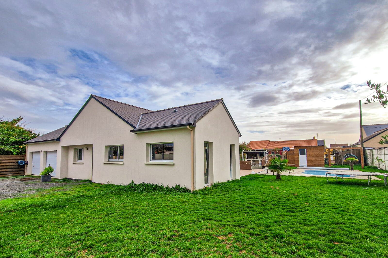 Maison DOUE EN ANJOU (49700) 5 pièces 125.00 m²