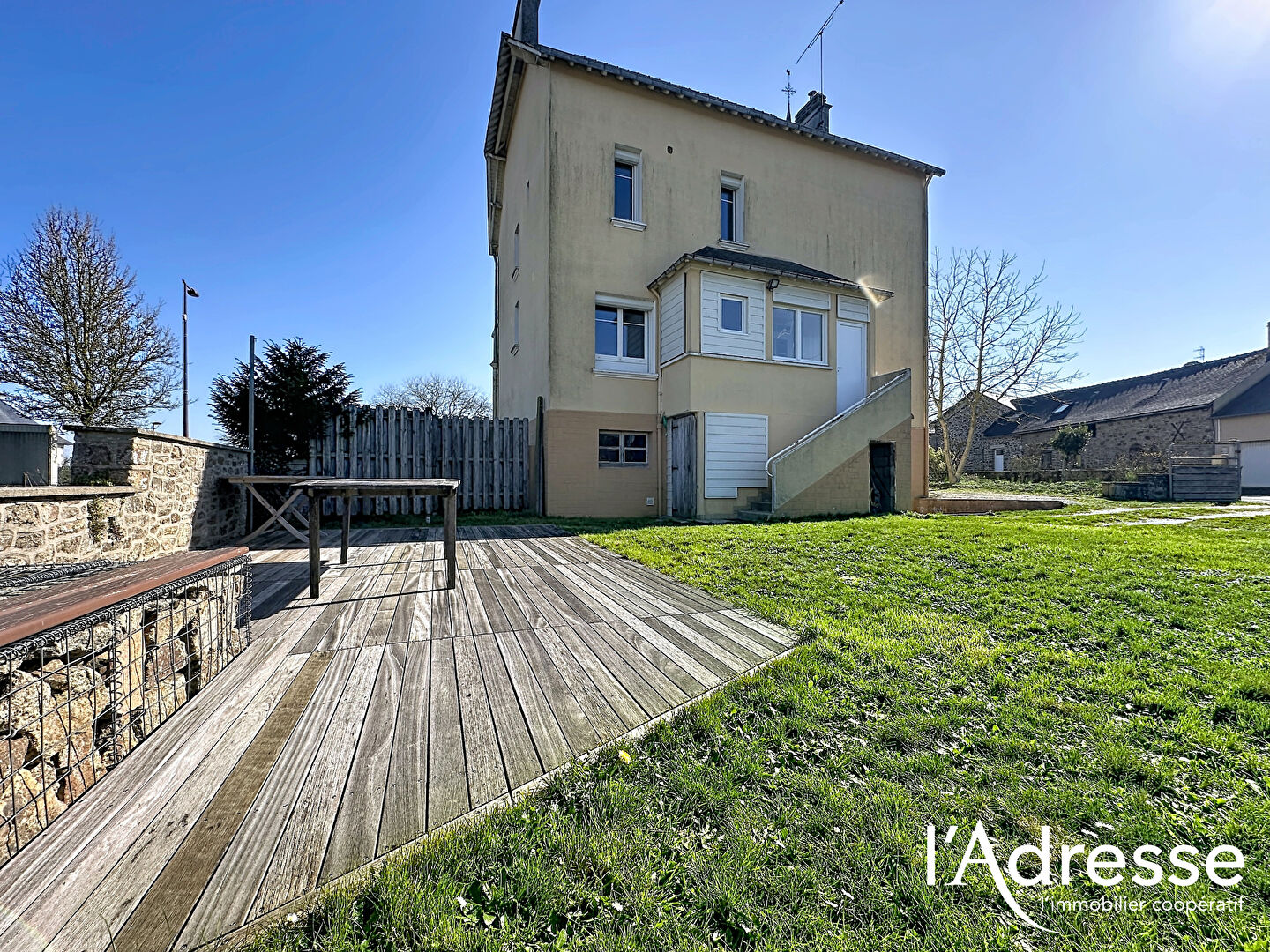 Maison COMMER (53470) 8 pi&egrave;ces 140.00 m&sup2;