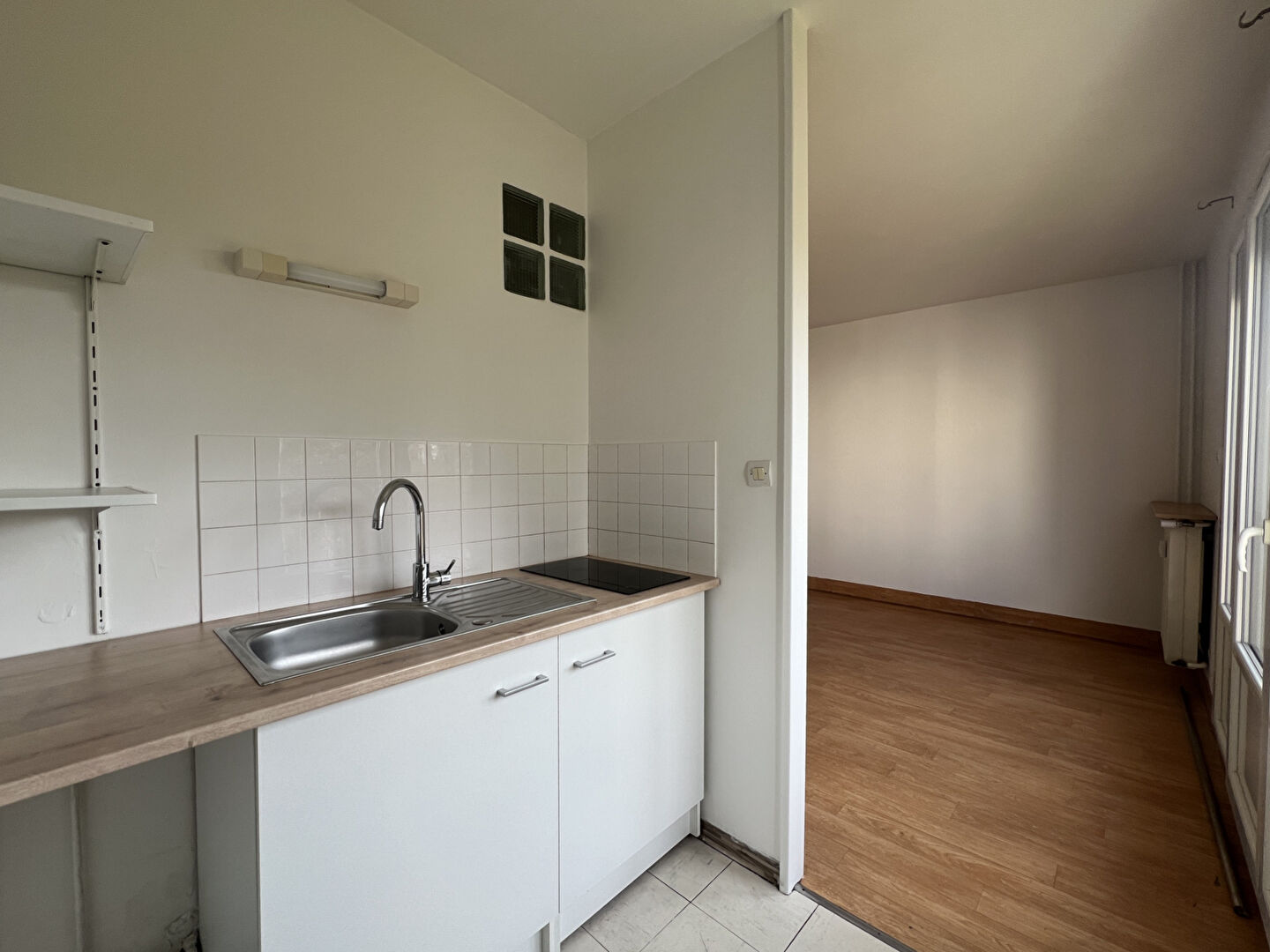 Appartement ANGERS (49100) 1 pièce 29.72 m²