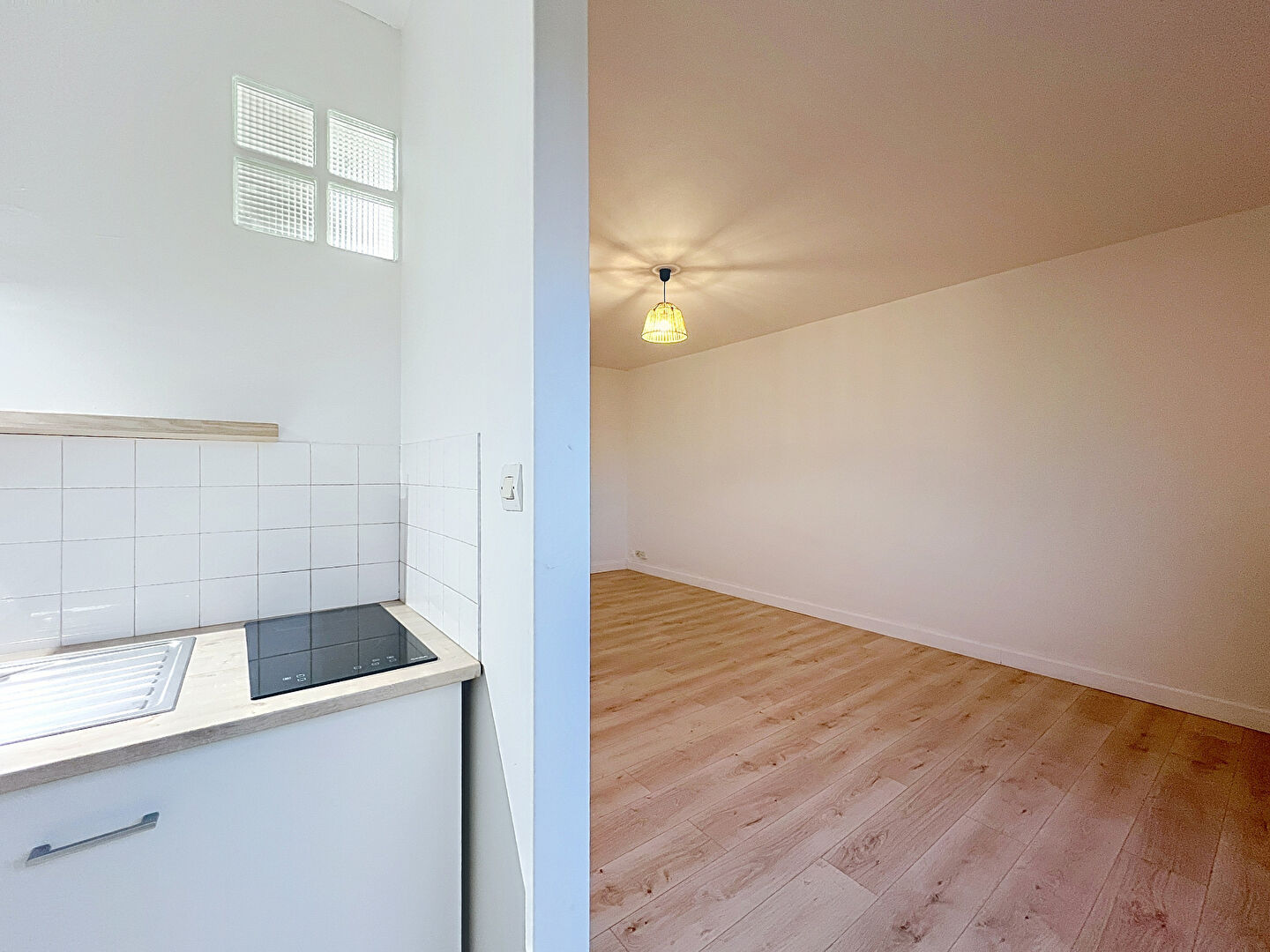 Appartement ANGERS (49100) 1 pi&egrave;ce 29.72 m&sup2;