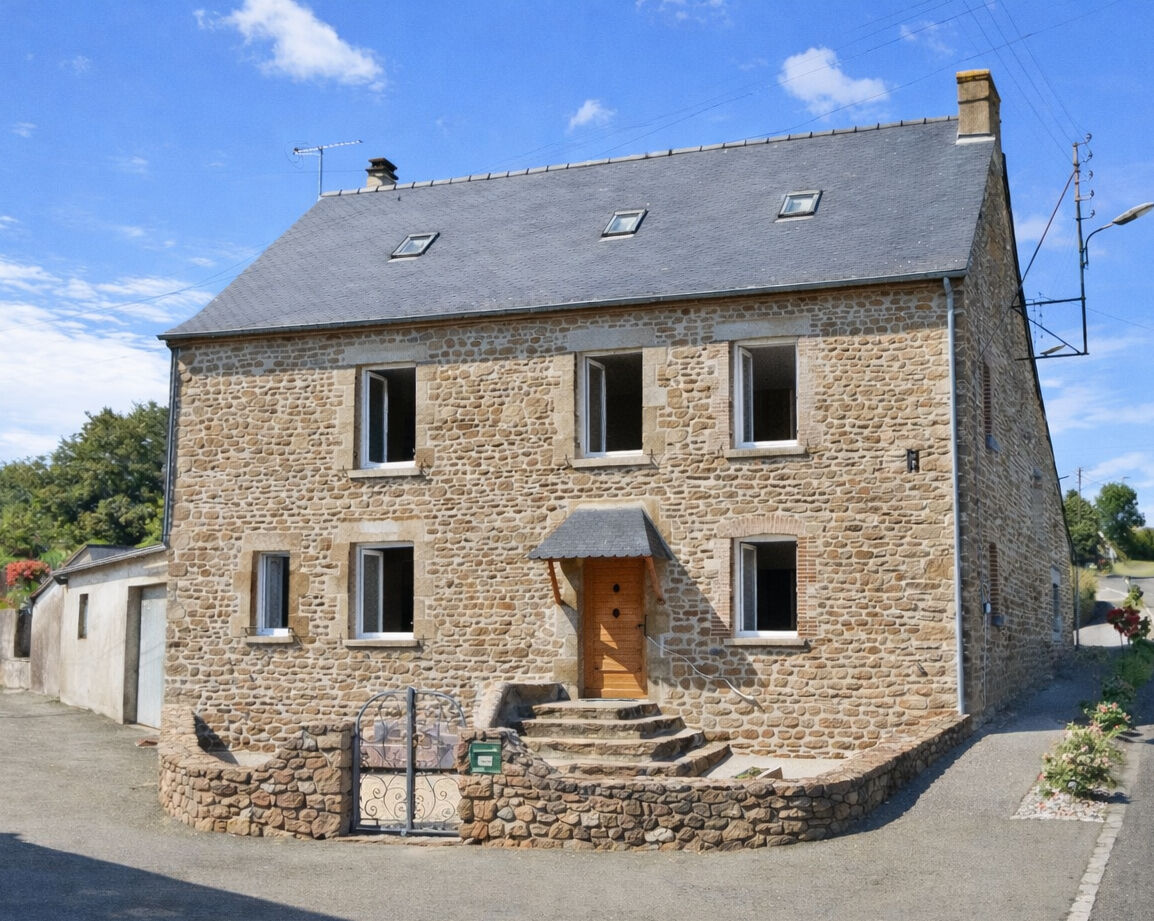 Maison SAINT GEORGES BUTTAVENT (53100) 7 pi&egrave;ces 151.00 m&sup2;