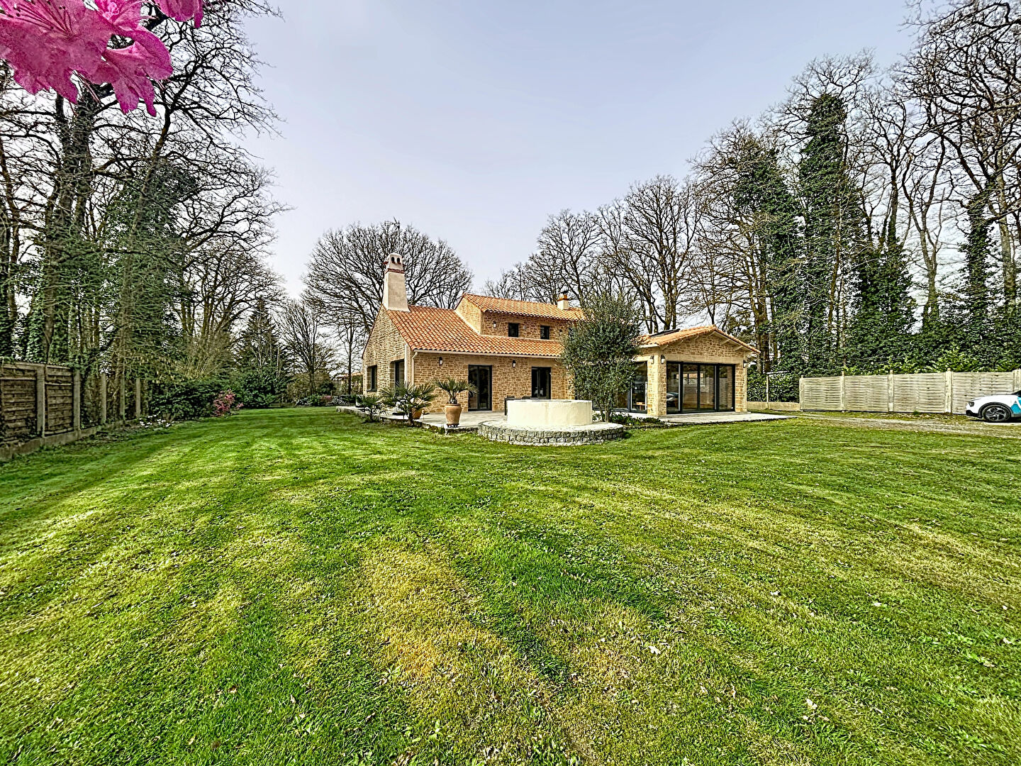 Maison LE CELLIER (44850) 7 pi&egrave;ces 200.00 m&sup2;