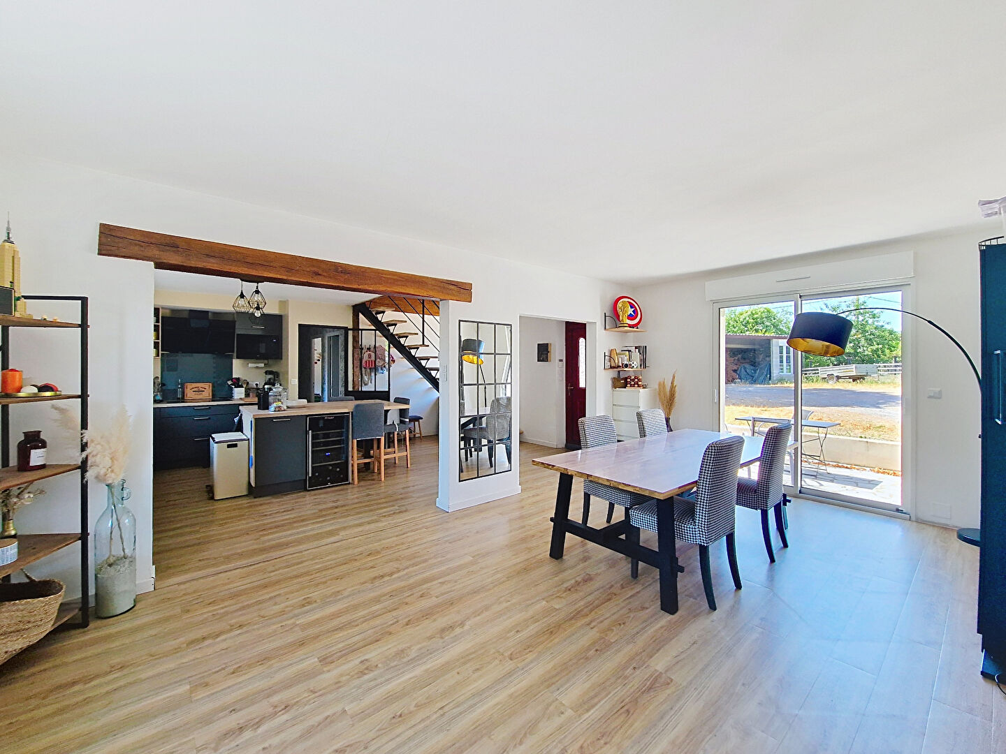 Maison CHATEAUNEUF SUR SARTHE (49330) 6 pi&egrave;ces 130.00 m&sup2;