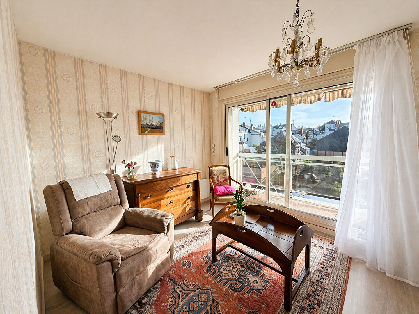 Appartement SAUMUR (49400) 2 pi&egrave;ces 49.00 m&sup2;