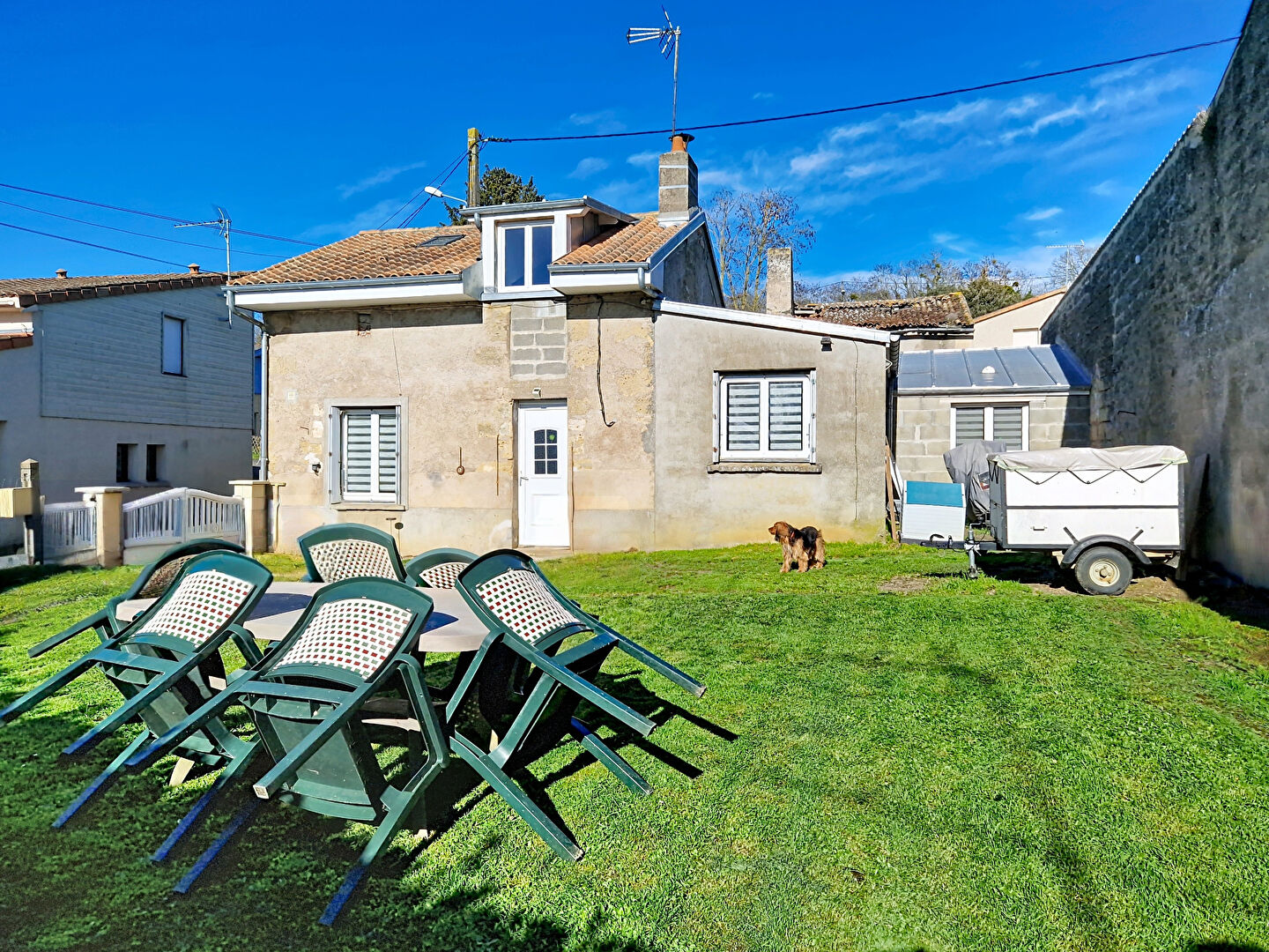 Maison DOUE EN ANJOU (49700) 3 pi&egrave;ces 80.00 m&sup2;