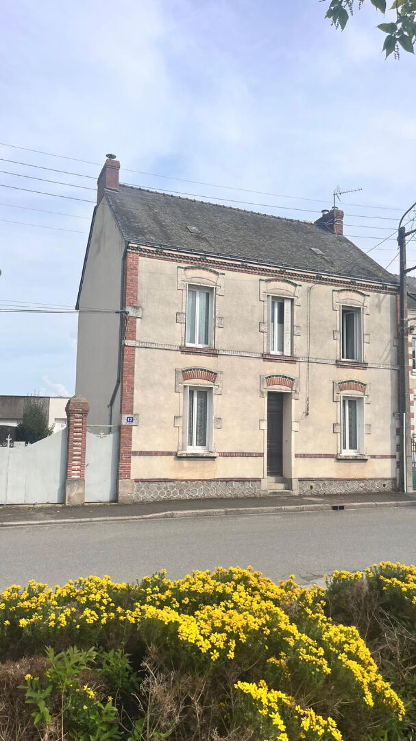 Maison SEGRE (49500) 8 pi&egrave;ces 146.00 m&sup2;