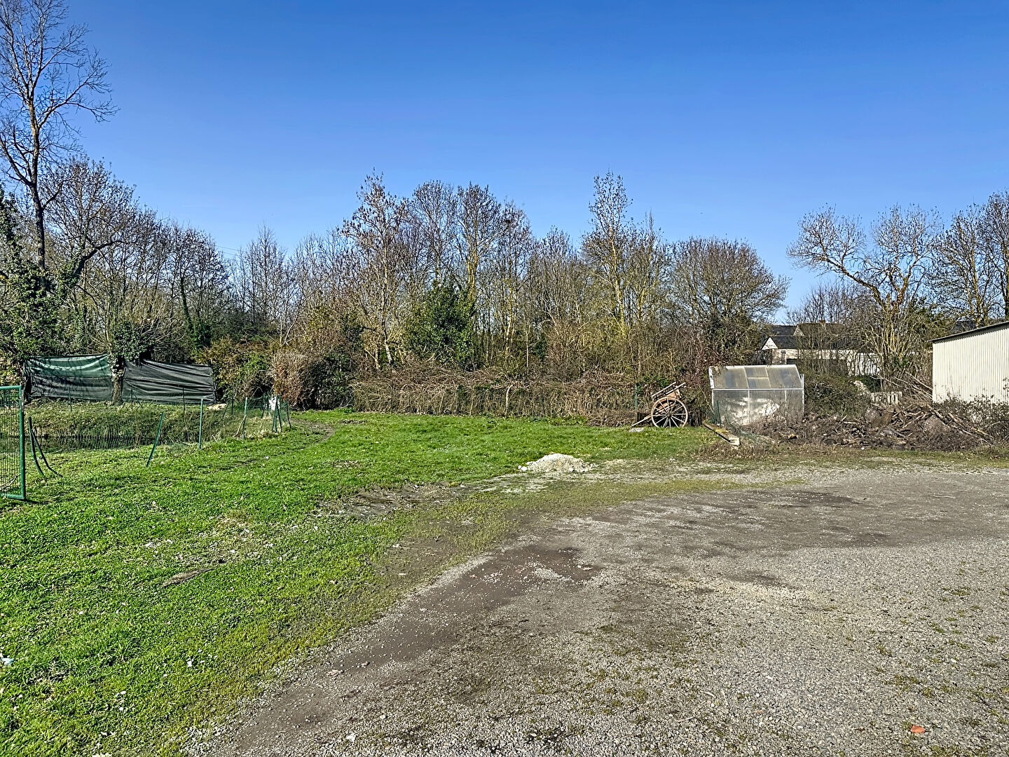 Terrain LES GARENNES SUR LOIRE (49320) 1160.00 m&sup2;