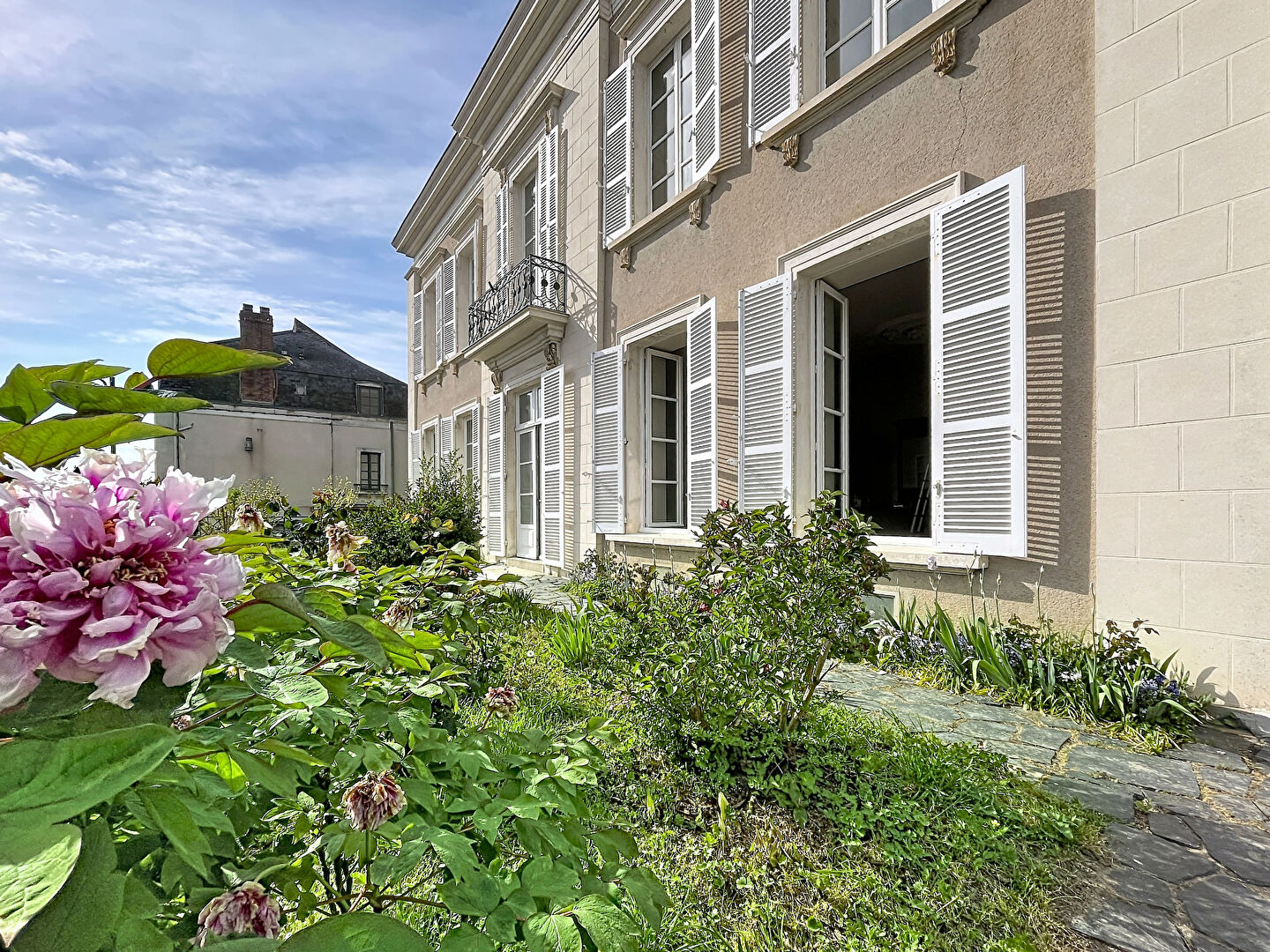 Appartement SEGRE EN ANJOU BLEU (49500) 3 pi&egrave;ces 78.30 m&sup2;