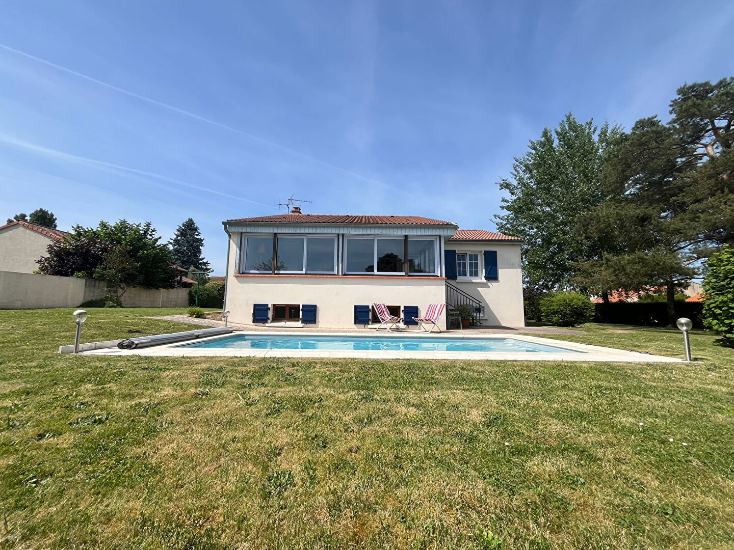 Maison CHEMILLE EN ANJOU (49120) 6 pi&egrave;ces 153.00 m&sup2;