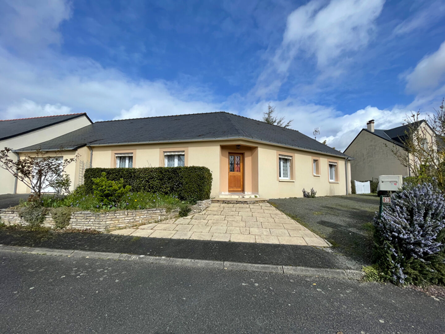 Maison SAUMUR (49400) 5 pi&egrave;ces 110.00 m&sup2;