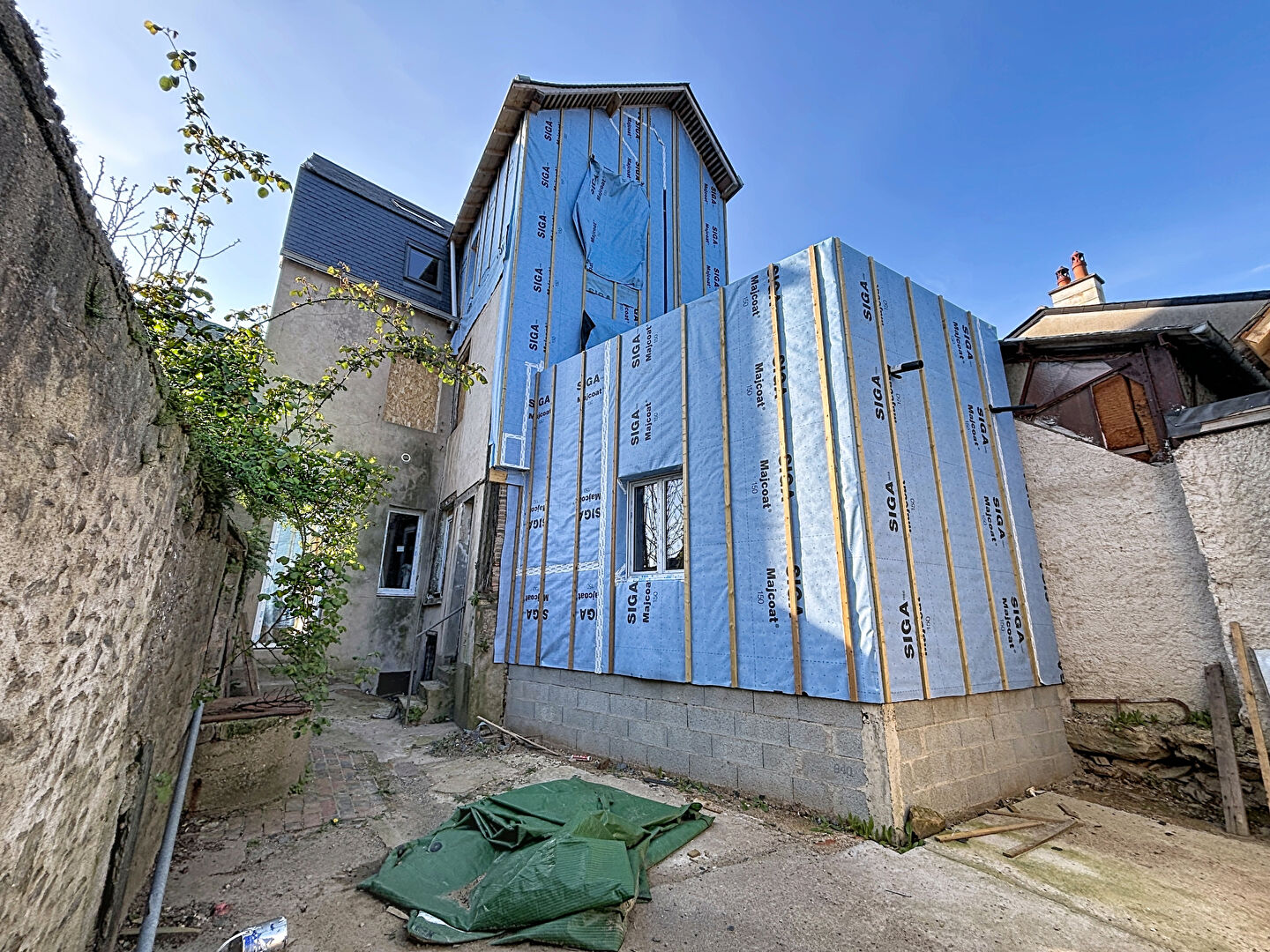 Immeuble CHATEAU GONTIER SUR MAYENNE (53200) 193.00 m&sup2;