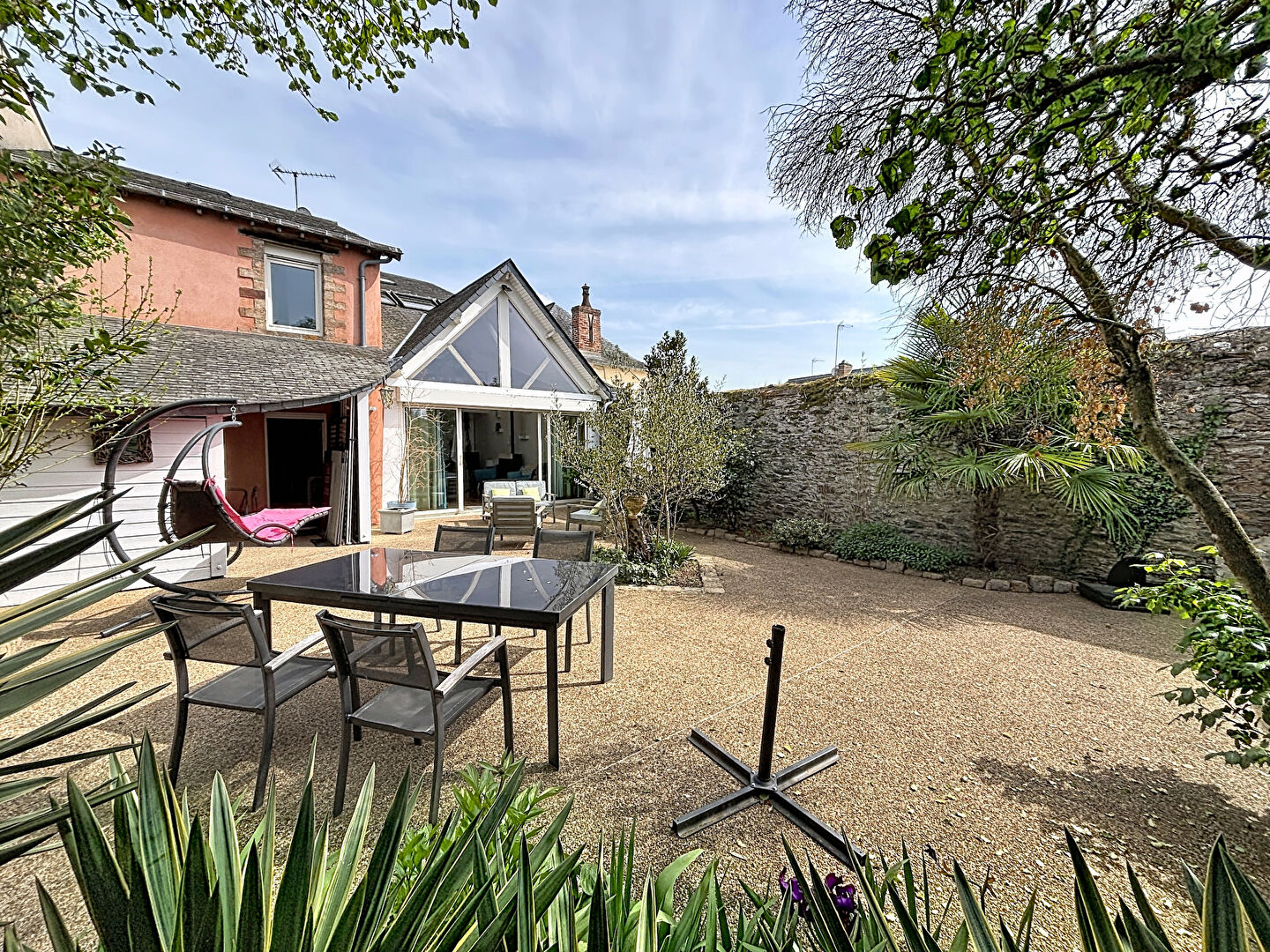 Maison CHATEAU GONTIER SUR MAYENNE (53200) 8 pi&egrave;ces 233.00 m&sup2;