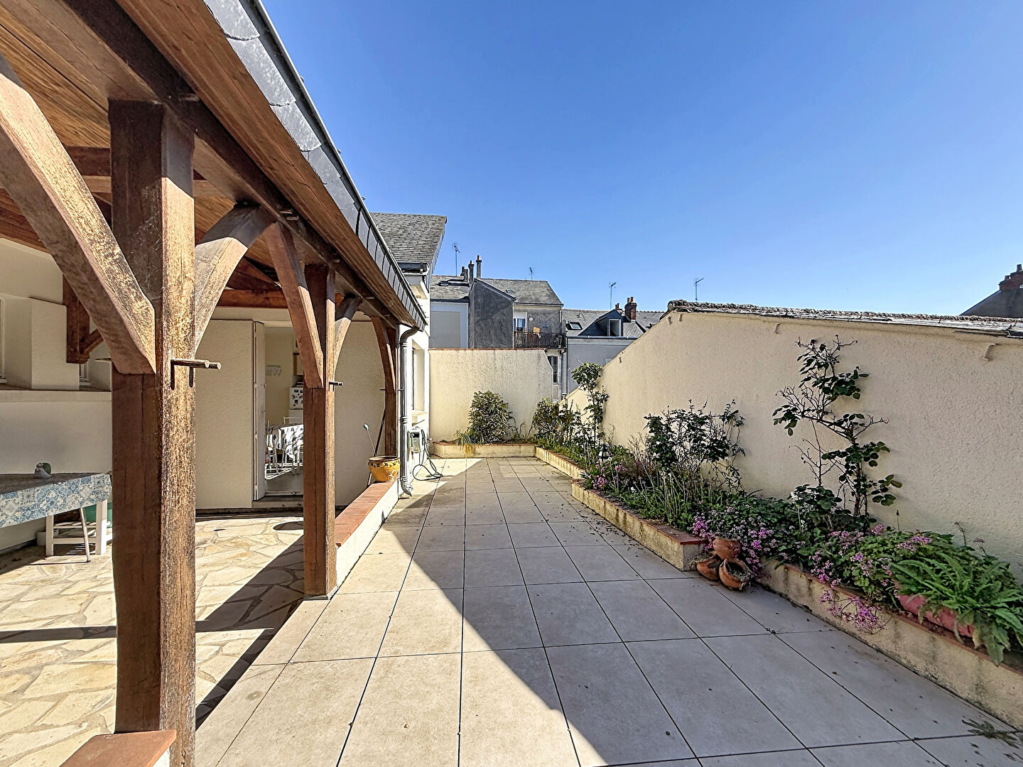 Maison ANGERS (49100) 5 pi&egrave;ces 130.00 m&sup2;