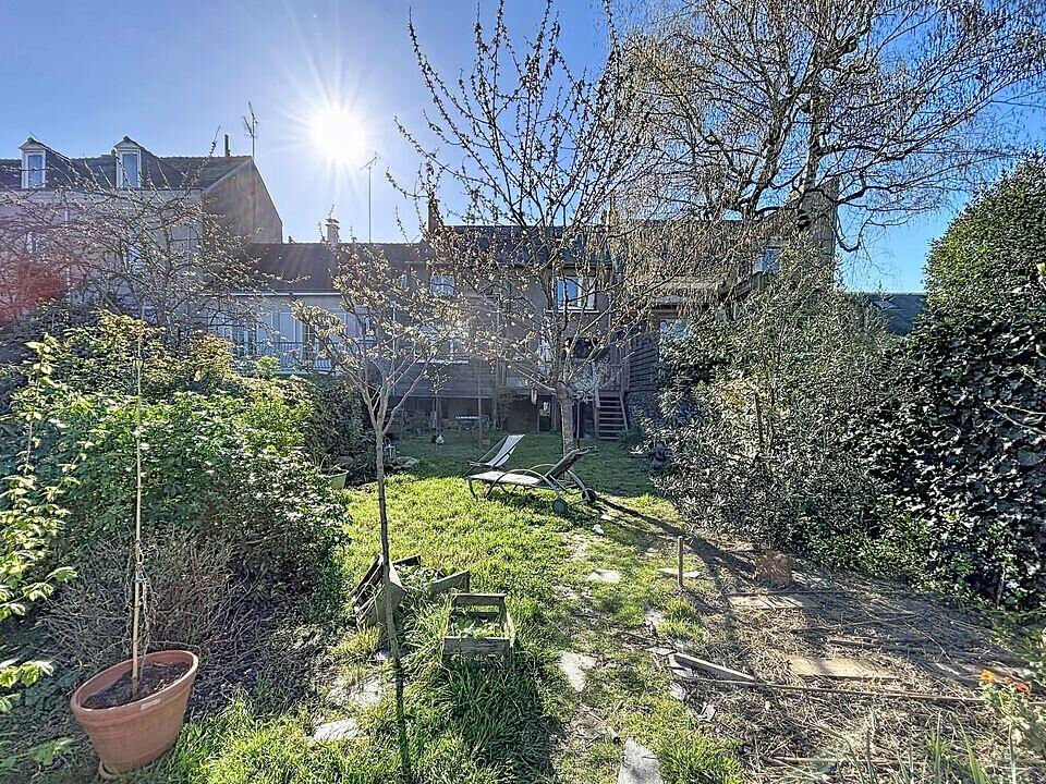 Maison ANGERS (49000) 5 pi&egrave;ces 135.00 m&sup2;