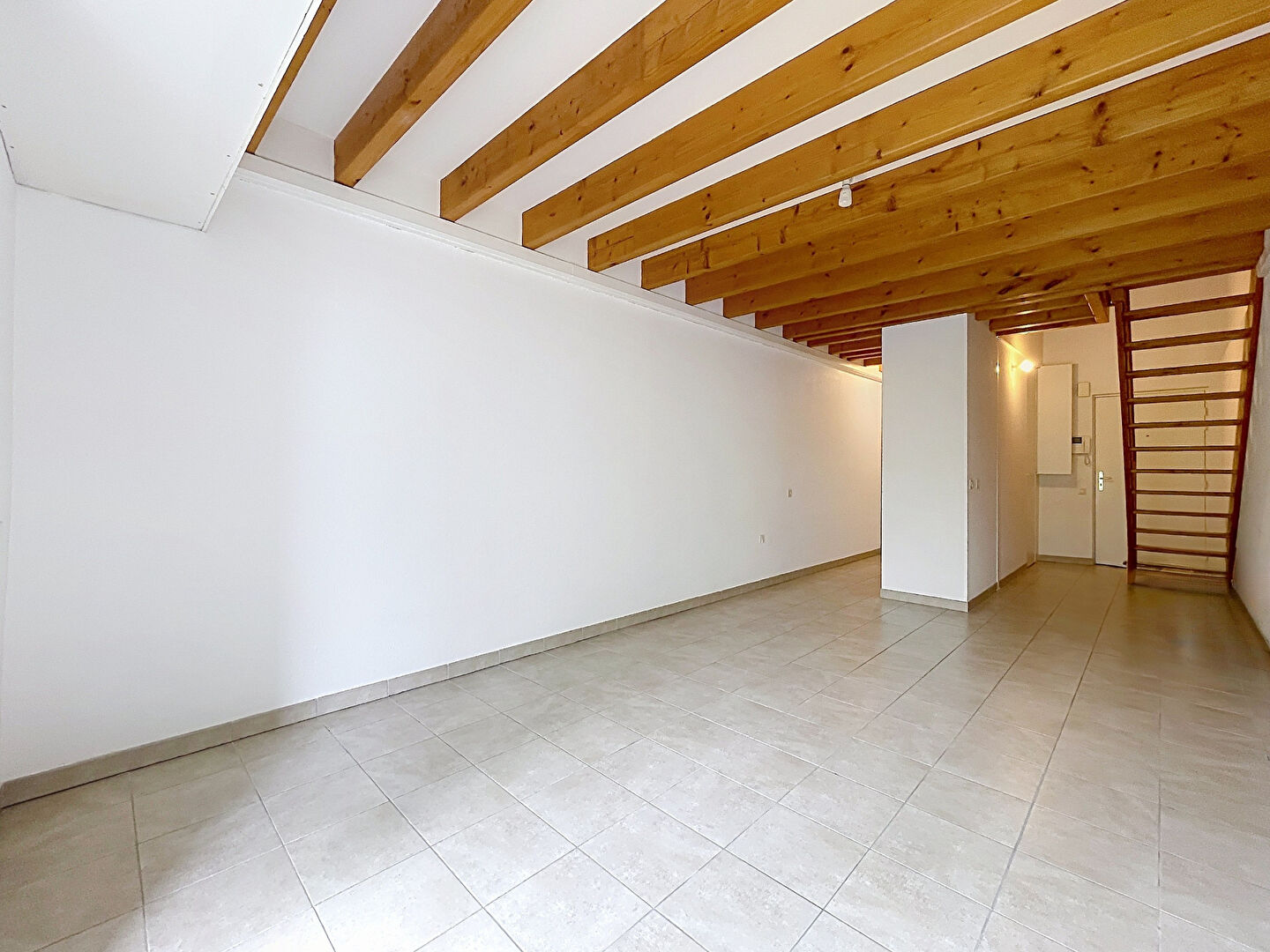 Appartement ANGERS (49100) 2 pi&egrave;ces 43.28 m&sup2;