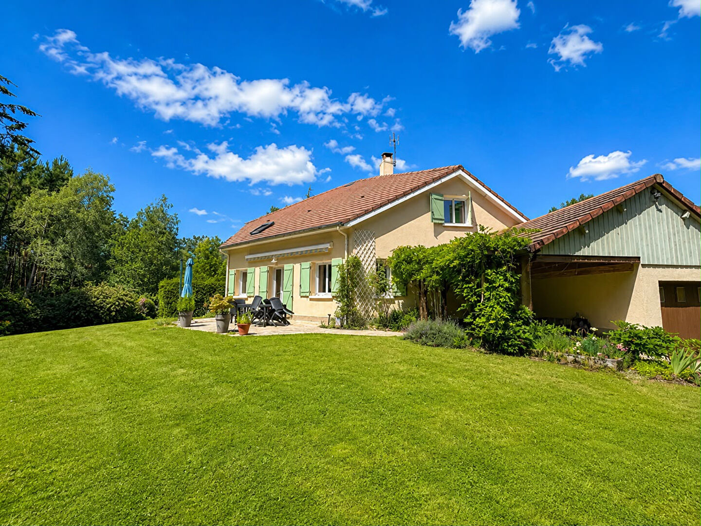 Maison BRETTE LES PINS (72250) 7 pi&egrave;ces 185.00 m&sup2;