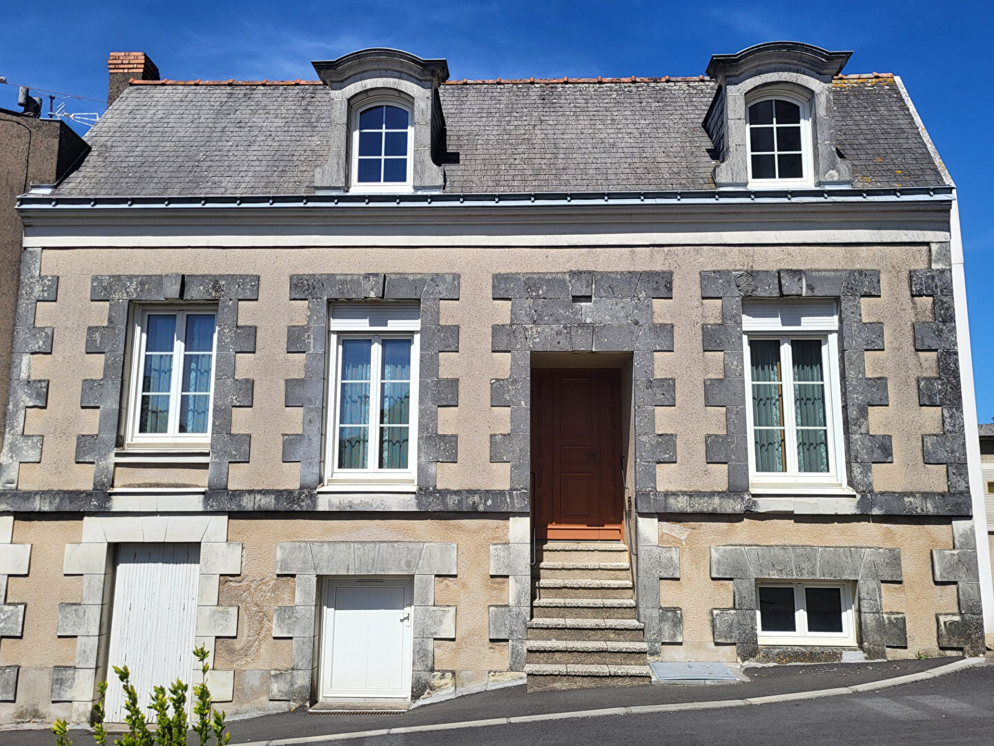 Maison MAUGES SUR LOIRE (49290) 5 pi&egrave;ces 76.00 m&sup2;