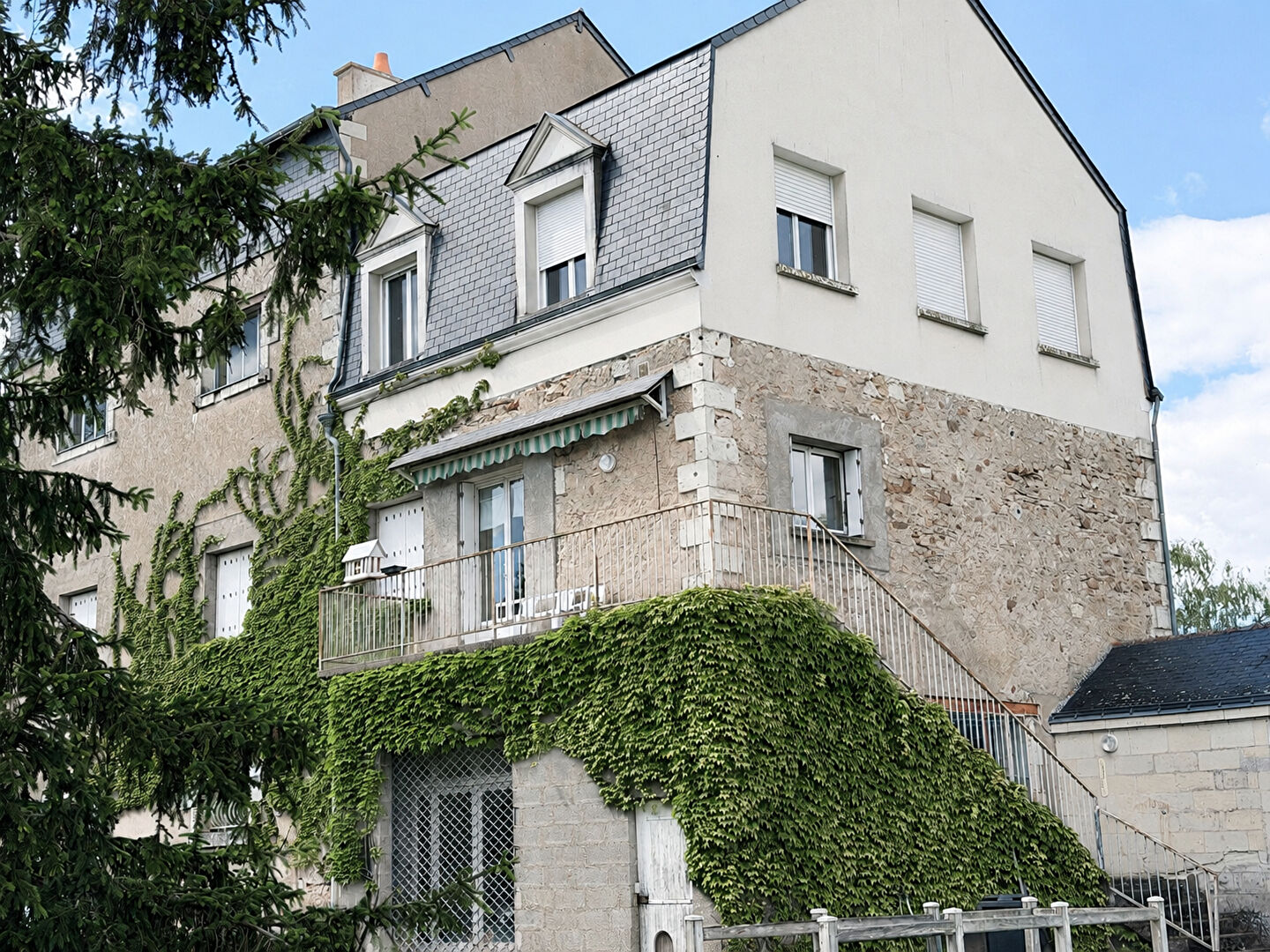 Maison SAUMUR (49400) 7 pi&egrave;ces 290.00 m&sup2;