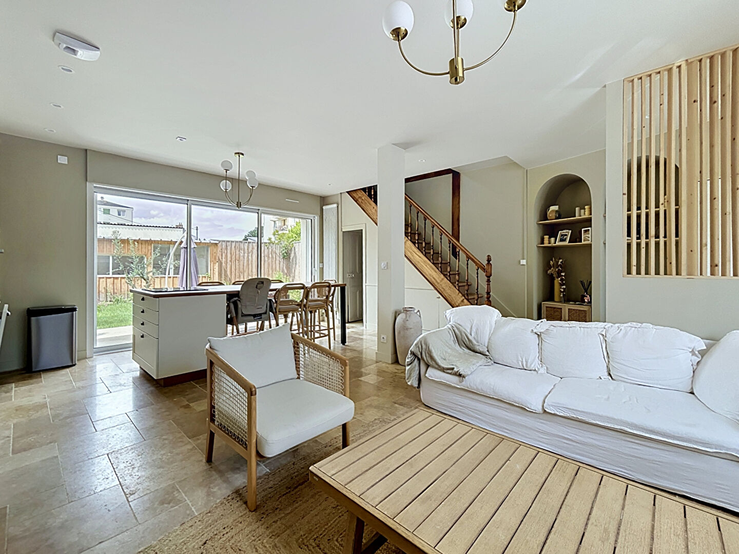 Maison ANGERS (49100) 4 pi&egrave;ces 90.00 m&sup2;