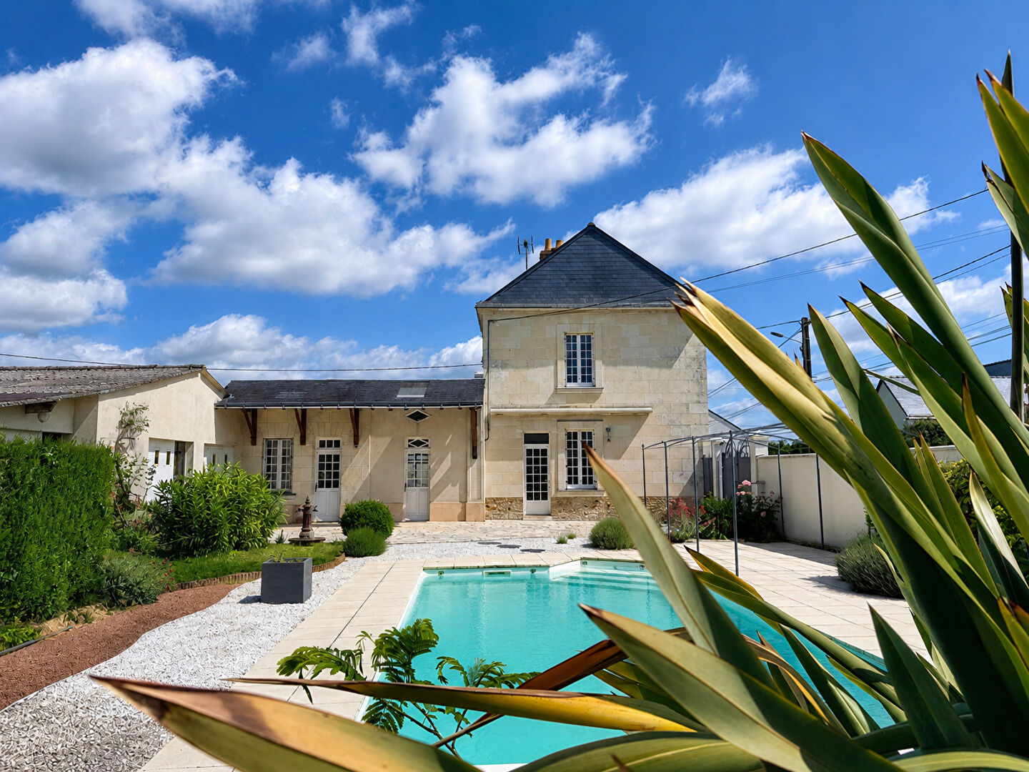 Maison SAUMUR (49400) 4 pi&egrave;ces 121.00 m&sup2;