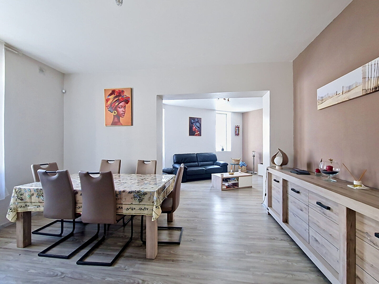 Maison DOUE EN ANJOU (49700) 5 pi&egrave;ces 155.00 m&sup2;